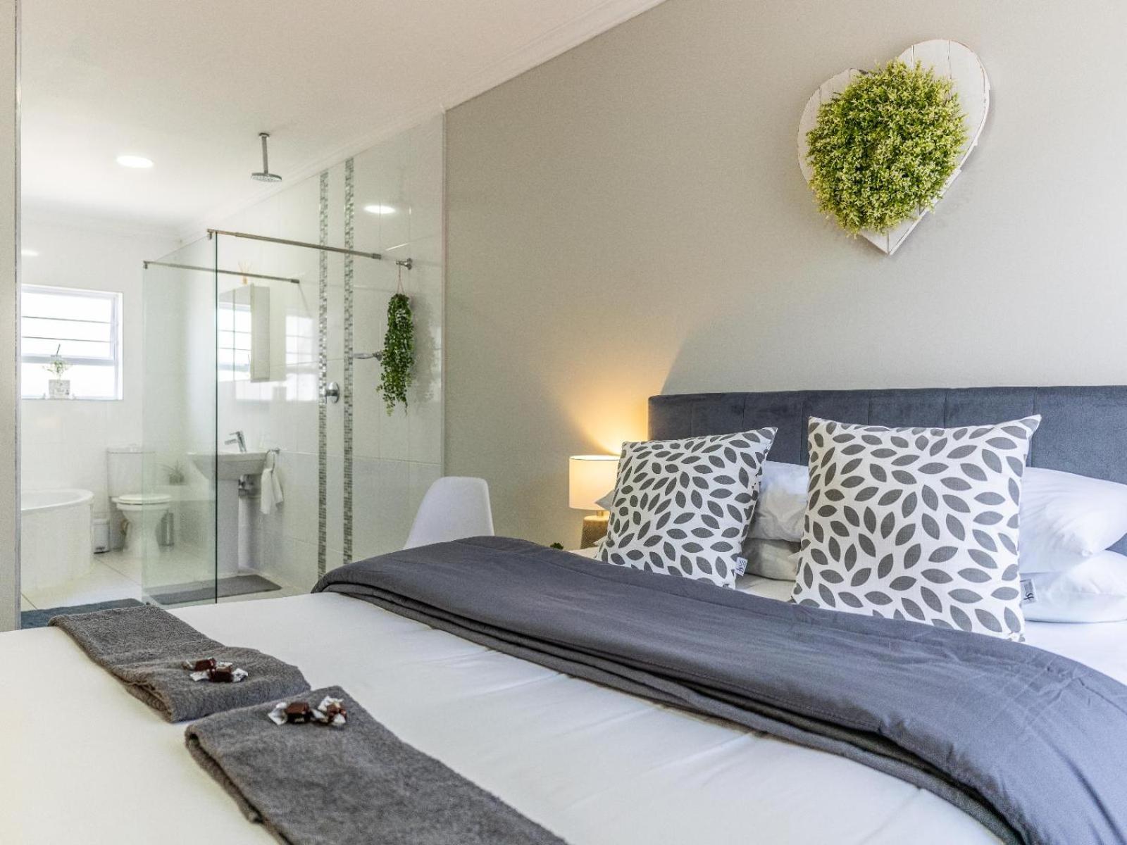 Two-Bedroom Deluxe Apartment