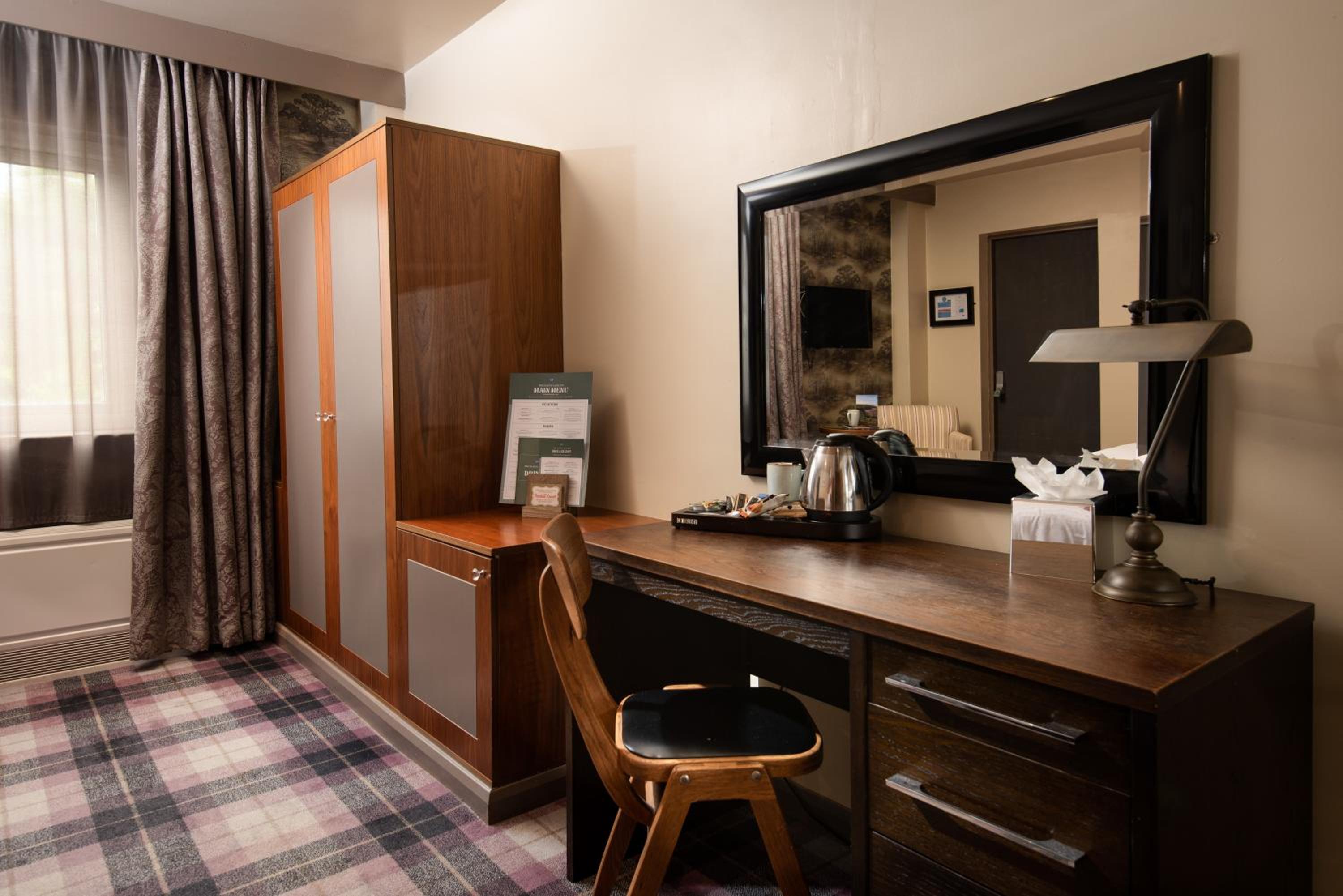 Accessible Double or Twin Room photo 3