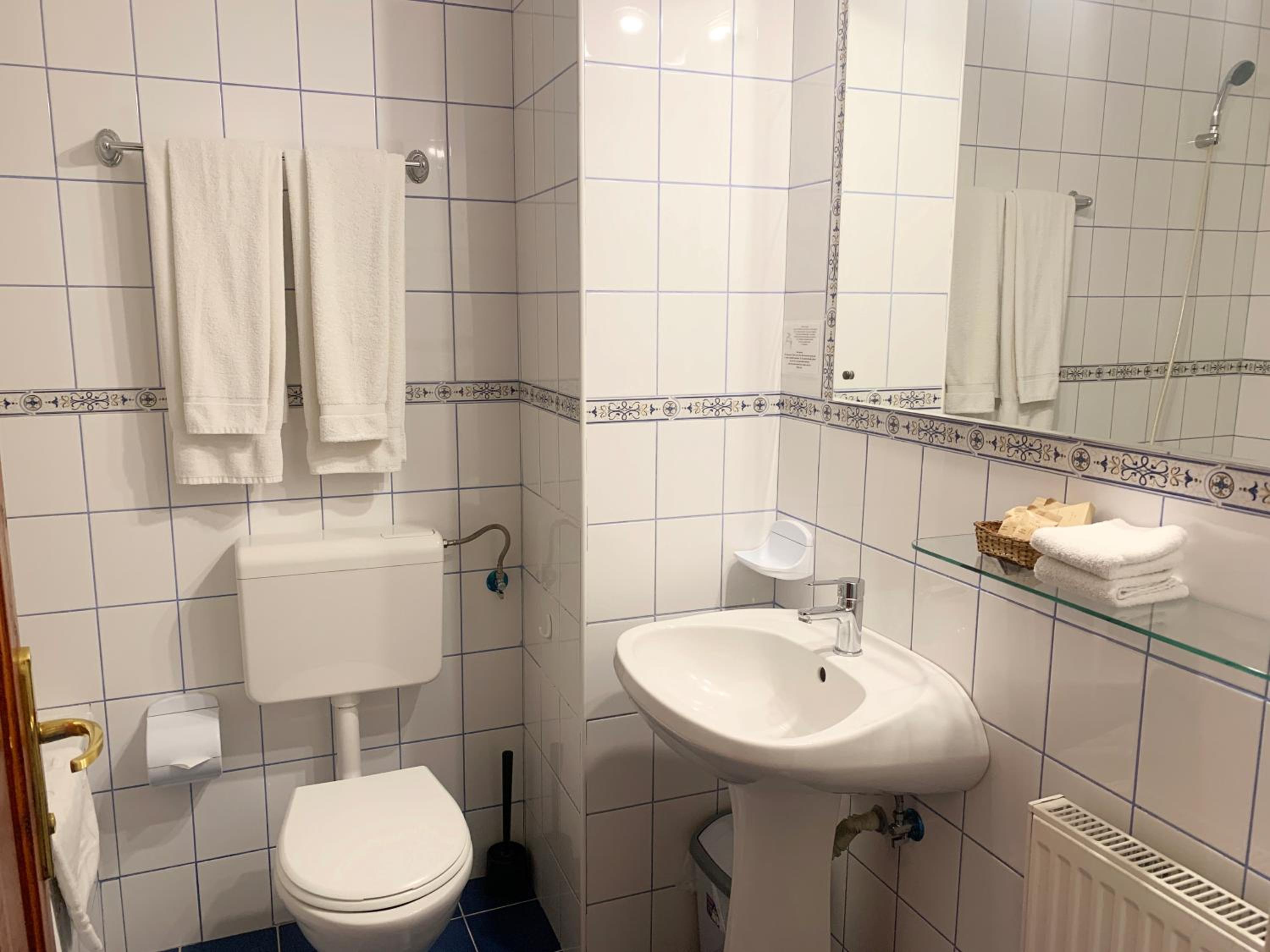 Double Room with Balcony photo 2