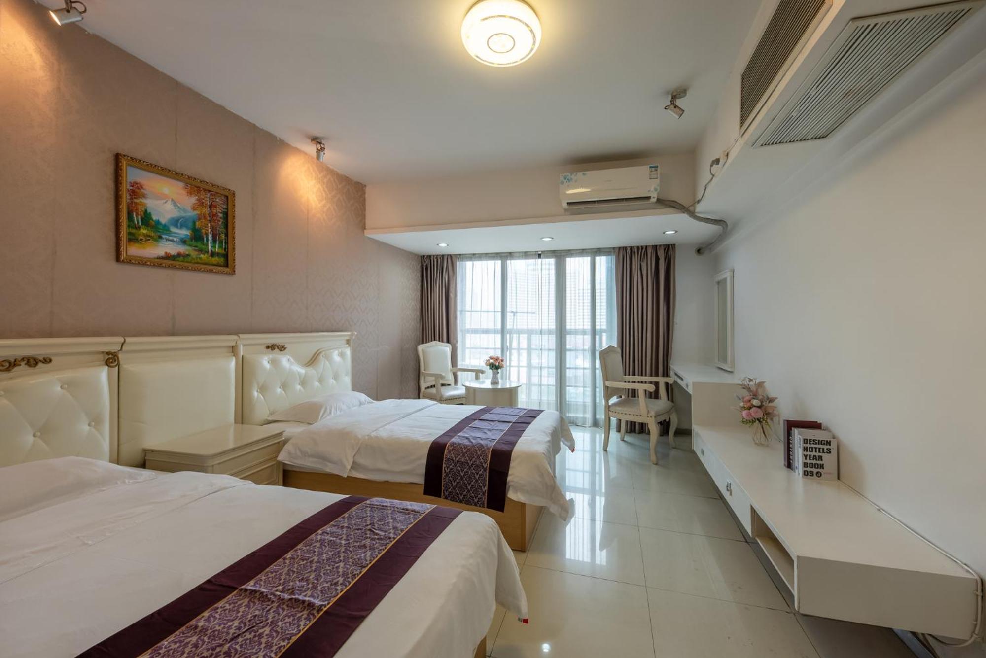 One-Bedroom Suite photo 1