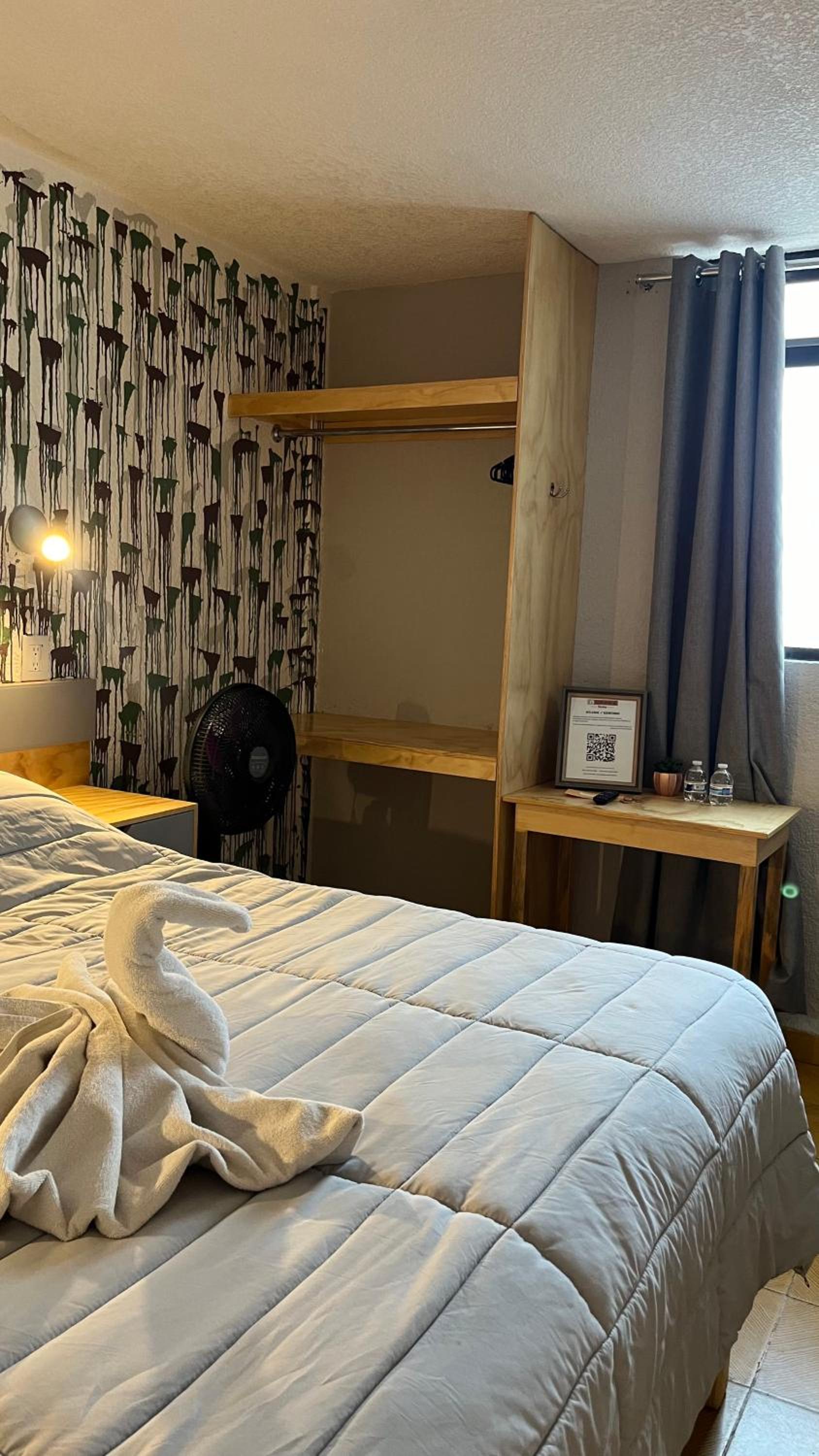 Deluxe King Room photo 2