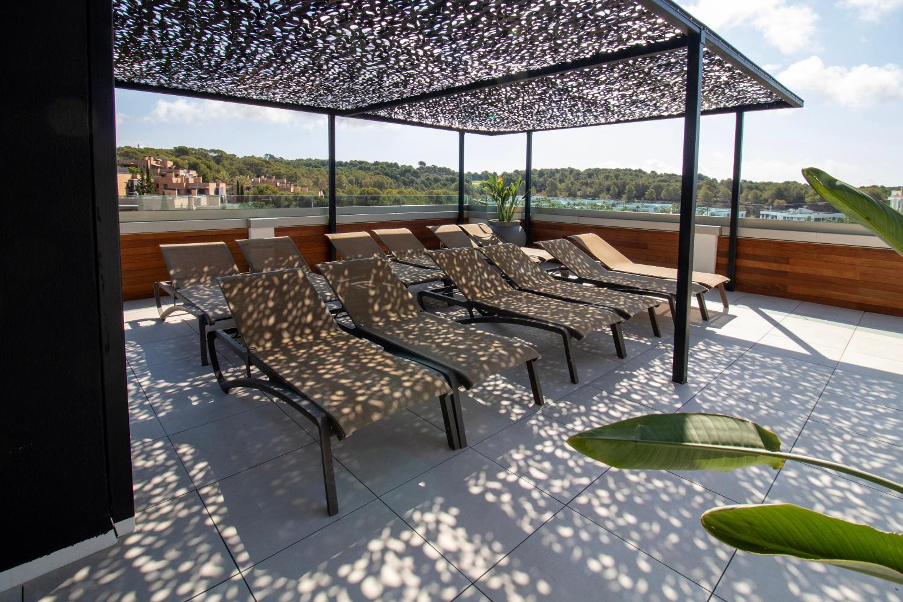 Privilege Rooftop Pool - Photo 12