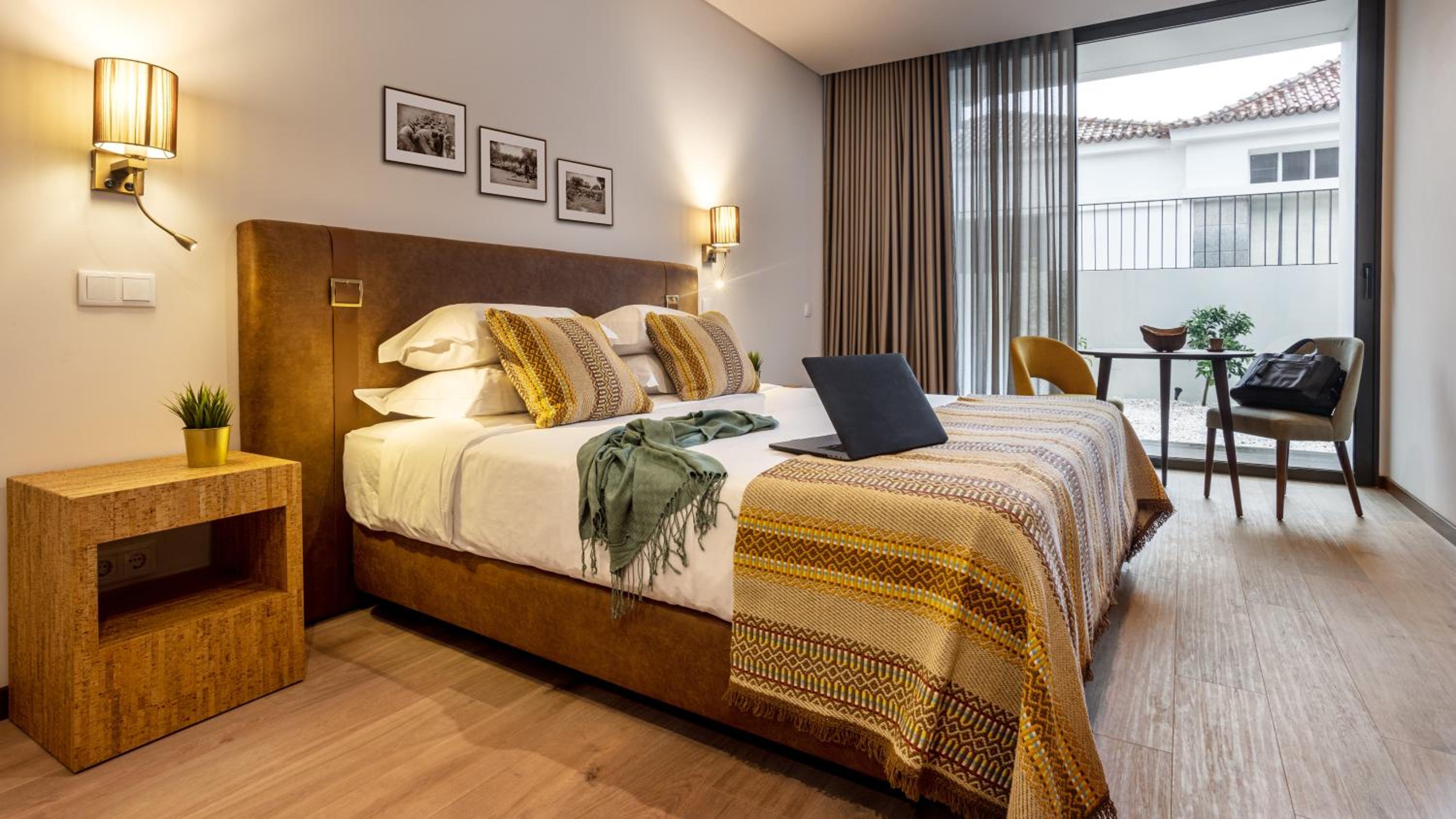 Double or Twin Room with Terrace