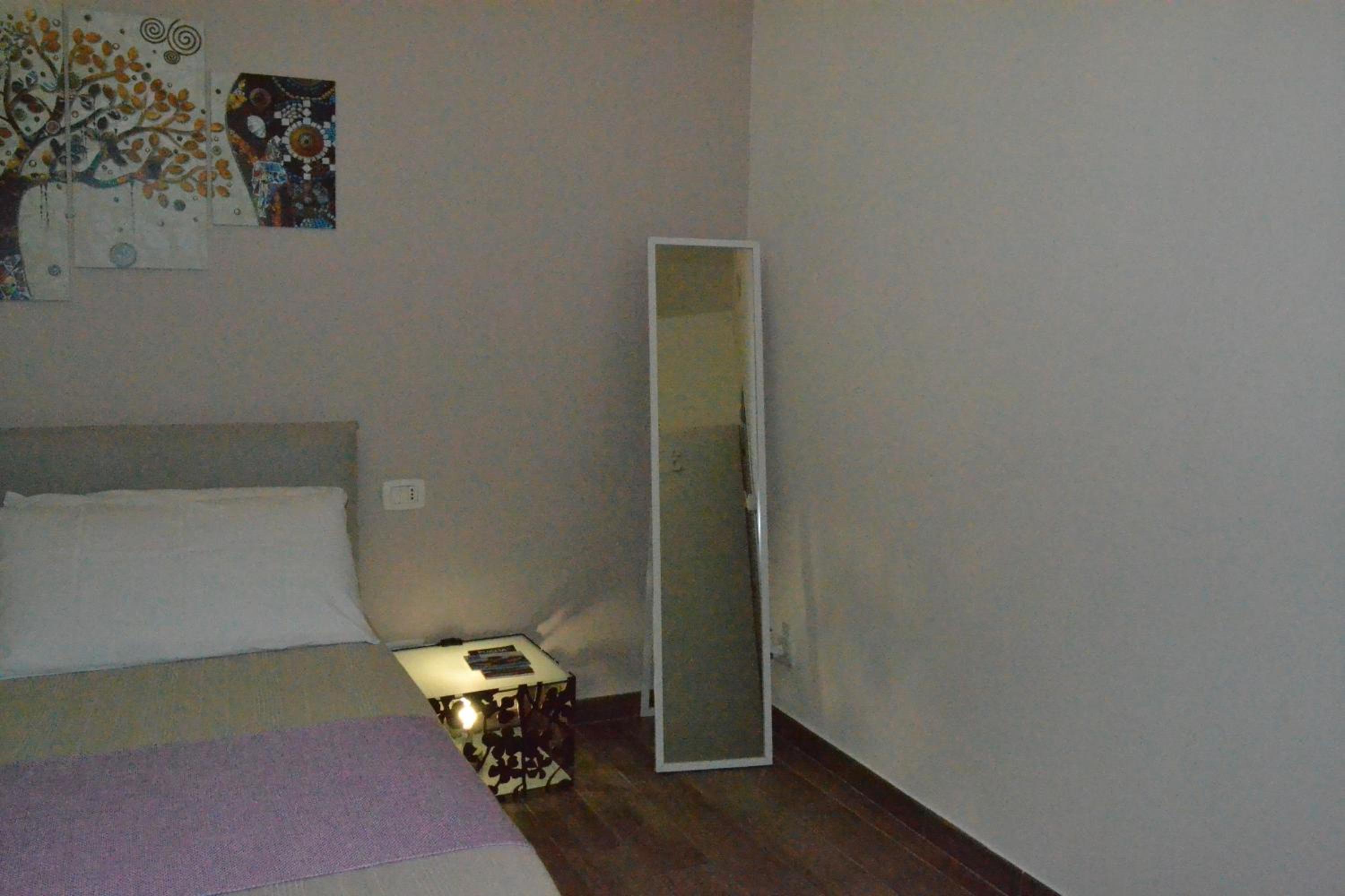 Deluxe King Room - Photo 25
