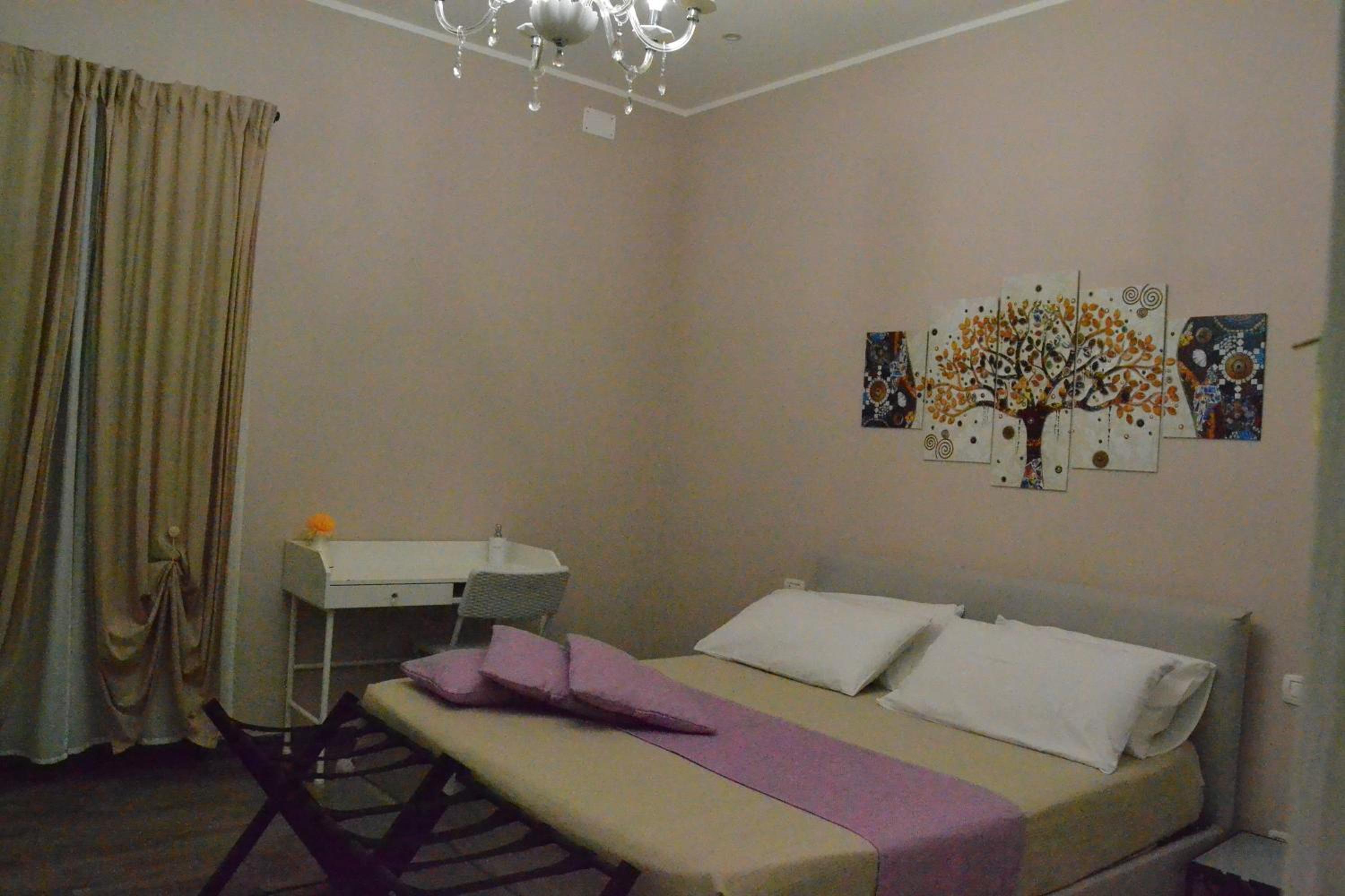 Deluxe King Room - Photo 23