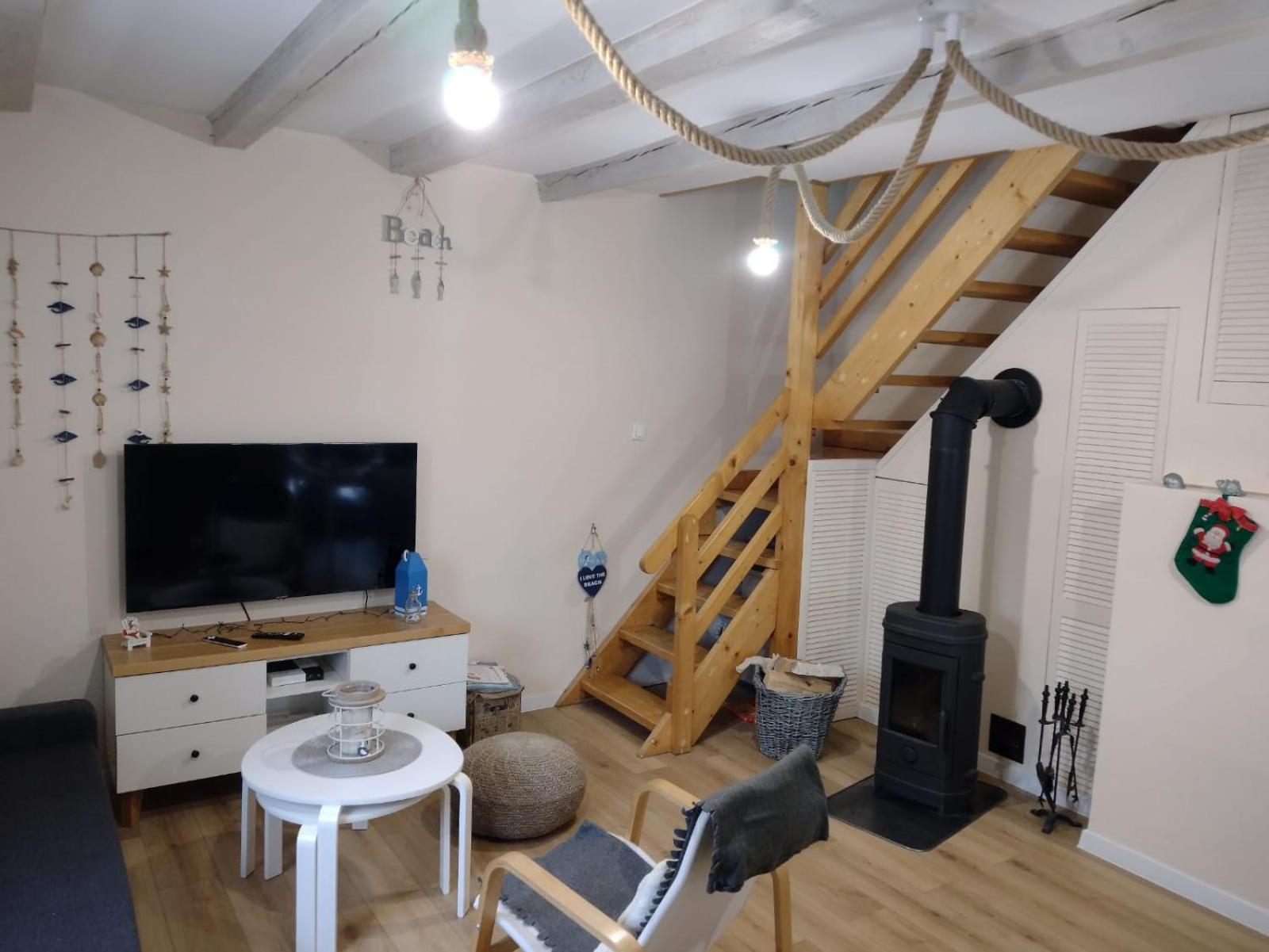 Three-Bedroom House photo 1