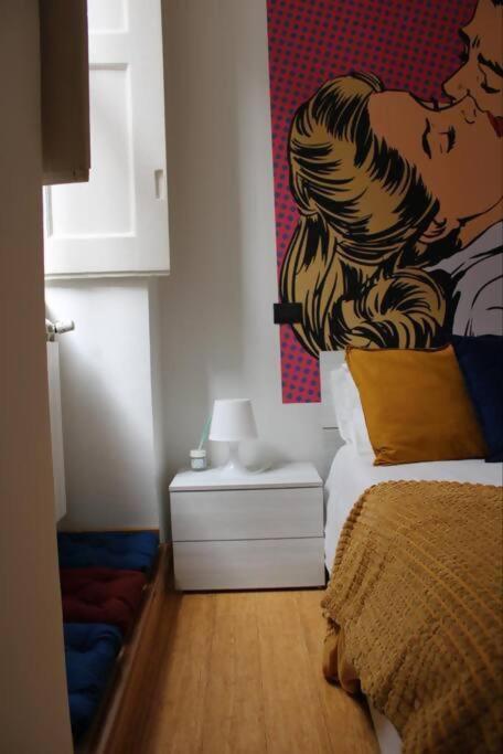 Apartment with Balcony photo 2