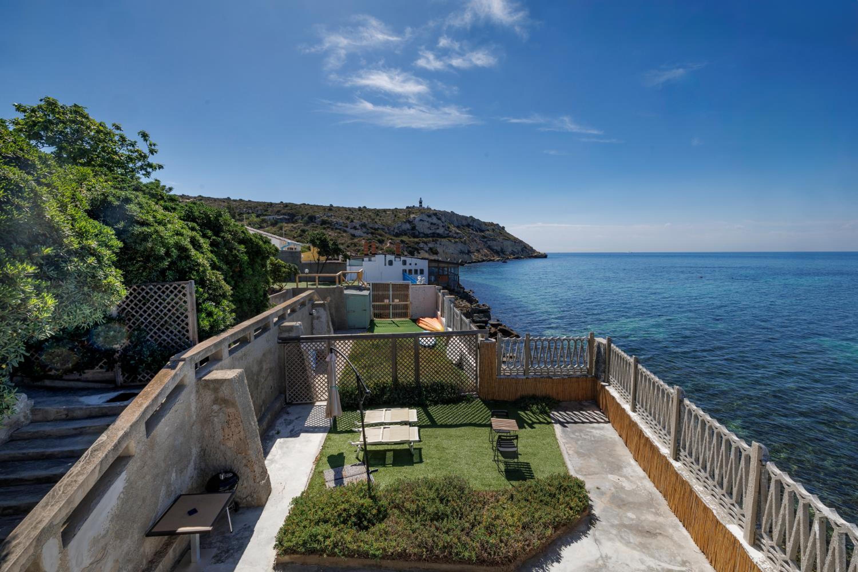 Studio with Sea View - Photo 10