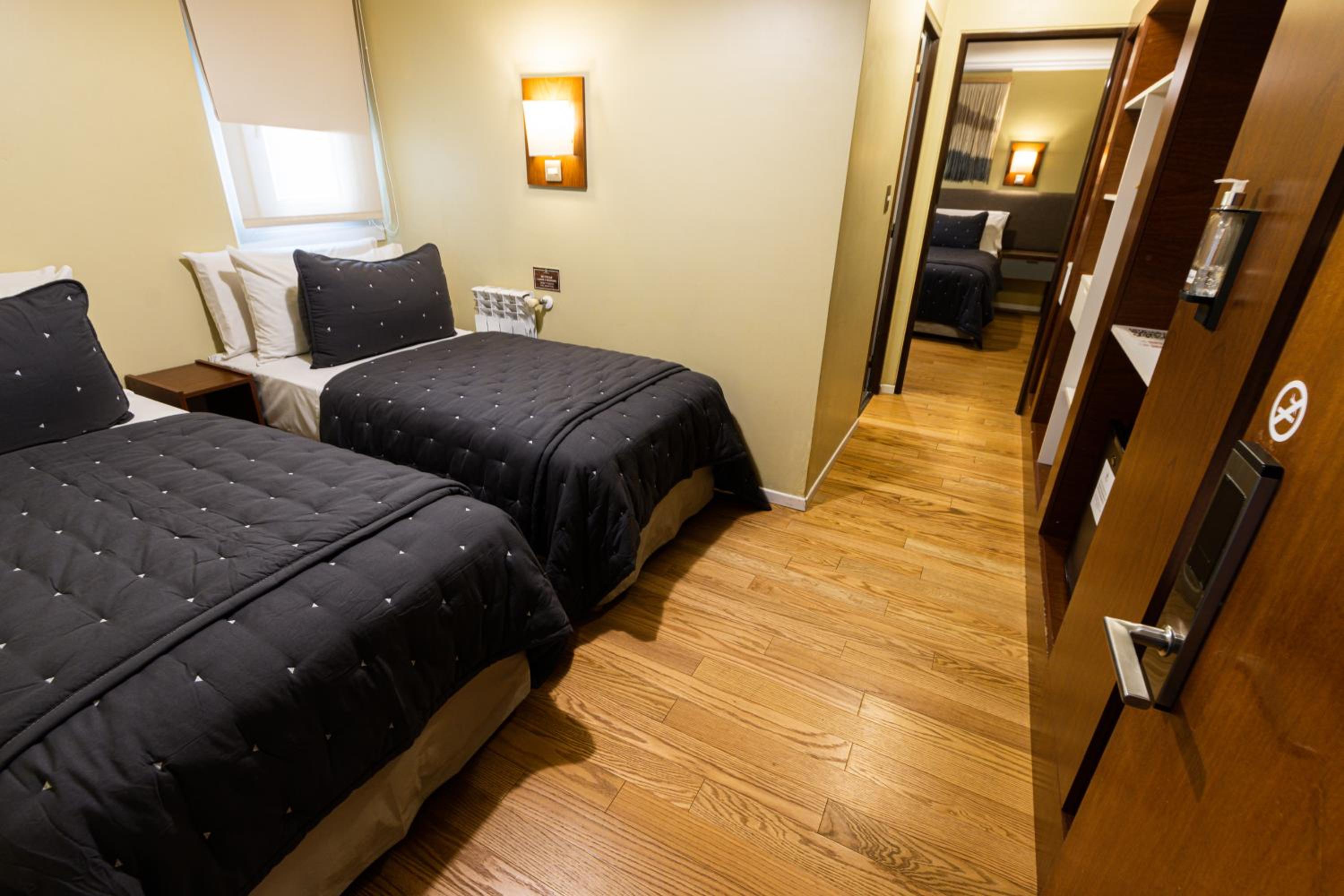 Quadruple Room photo 2