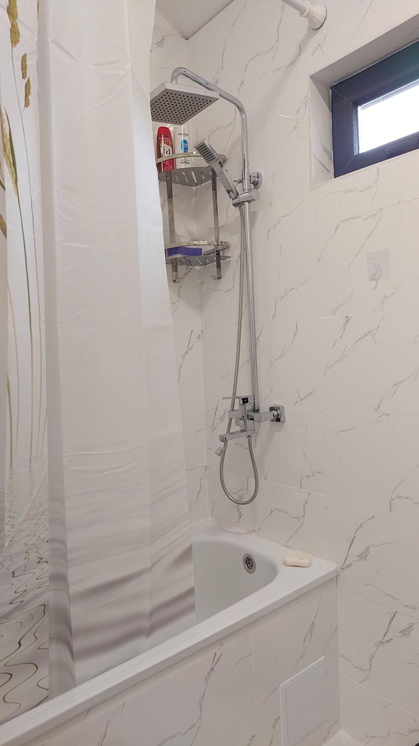 Twin Room With Shared Bathroom photo 3