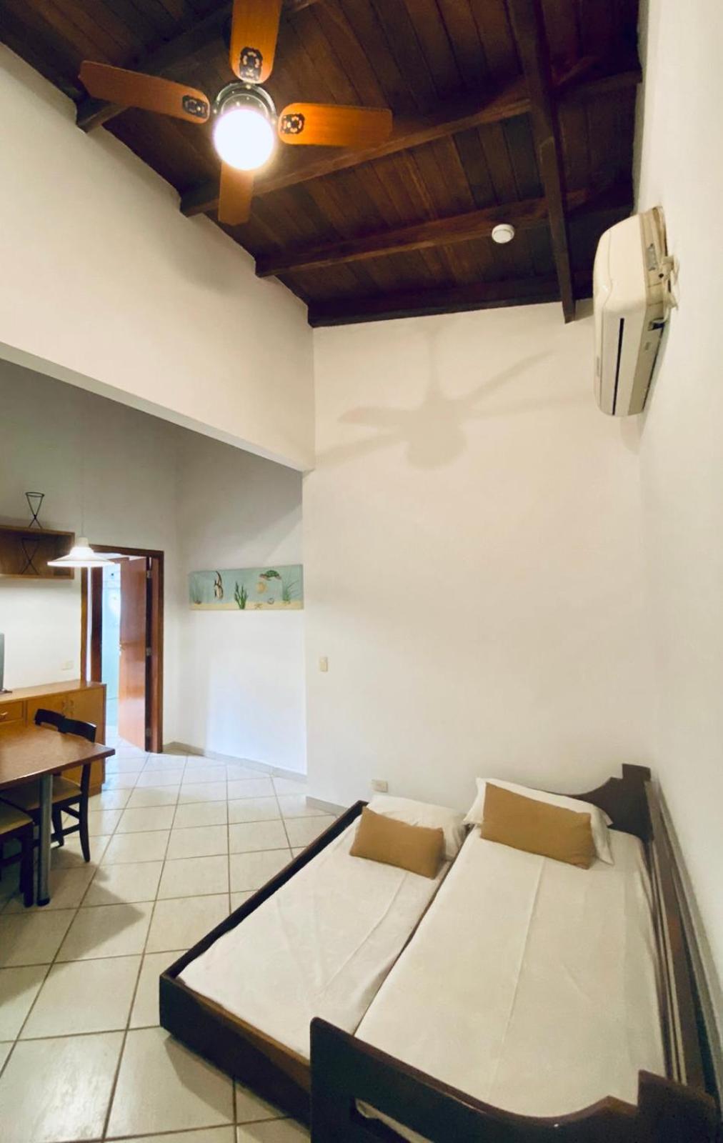 Family Studio - Photo 2