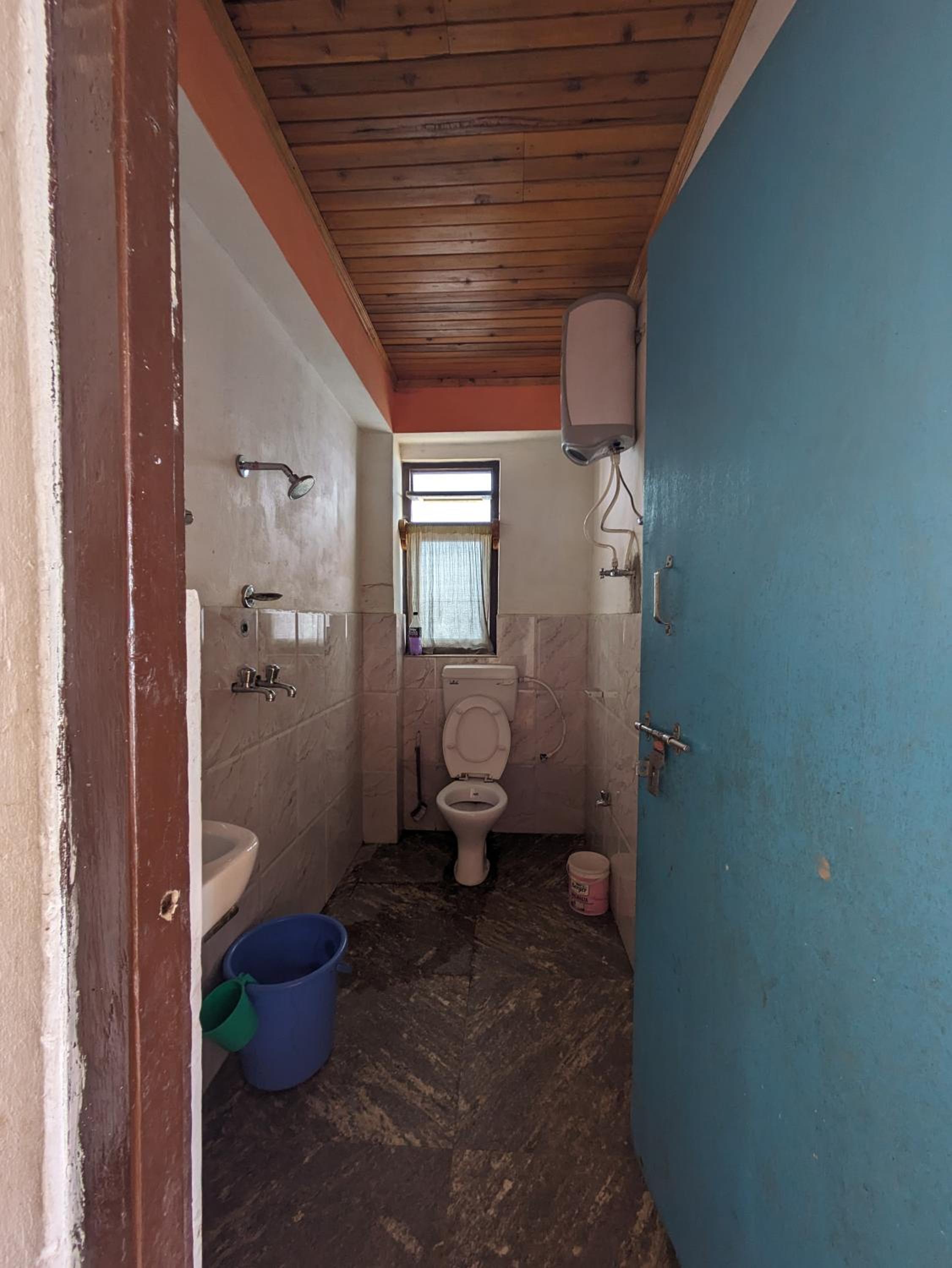 Family Room With Private Bathroom photo 2