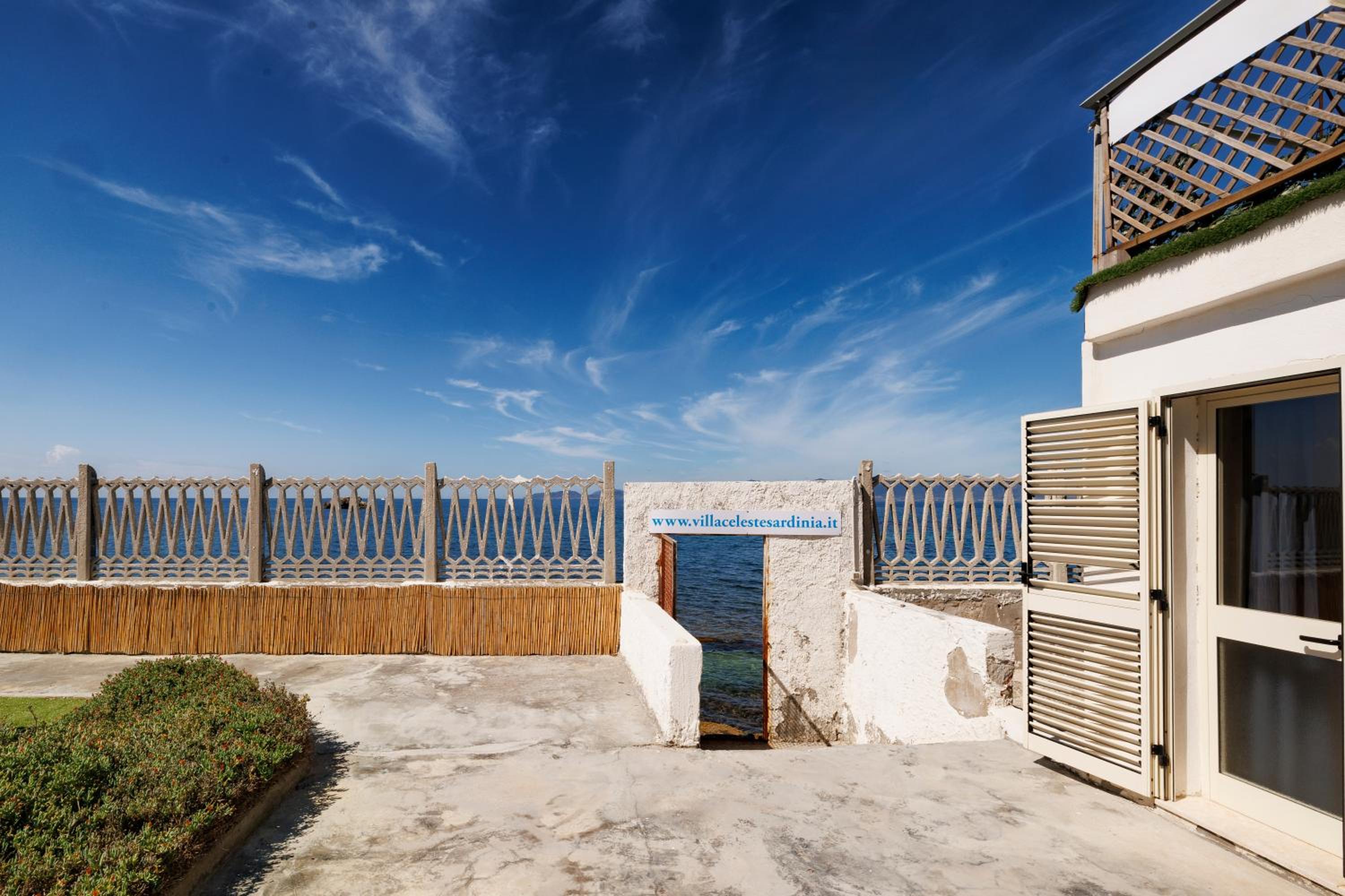Studio with Sea View - Photo 11