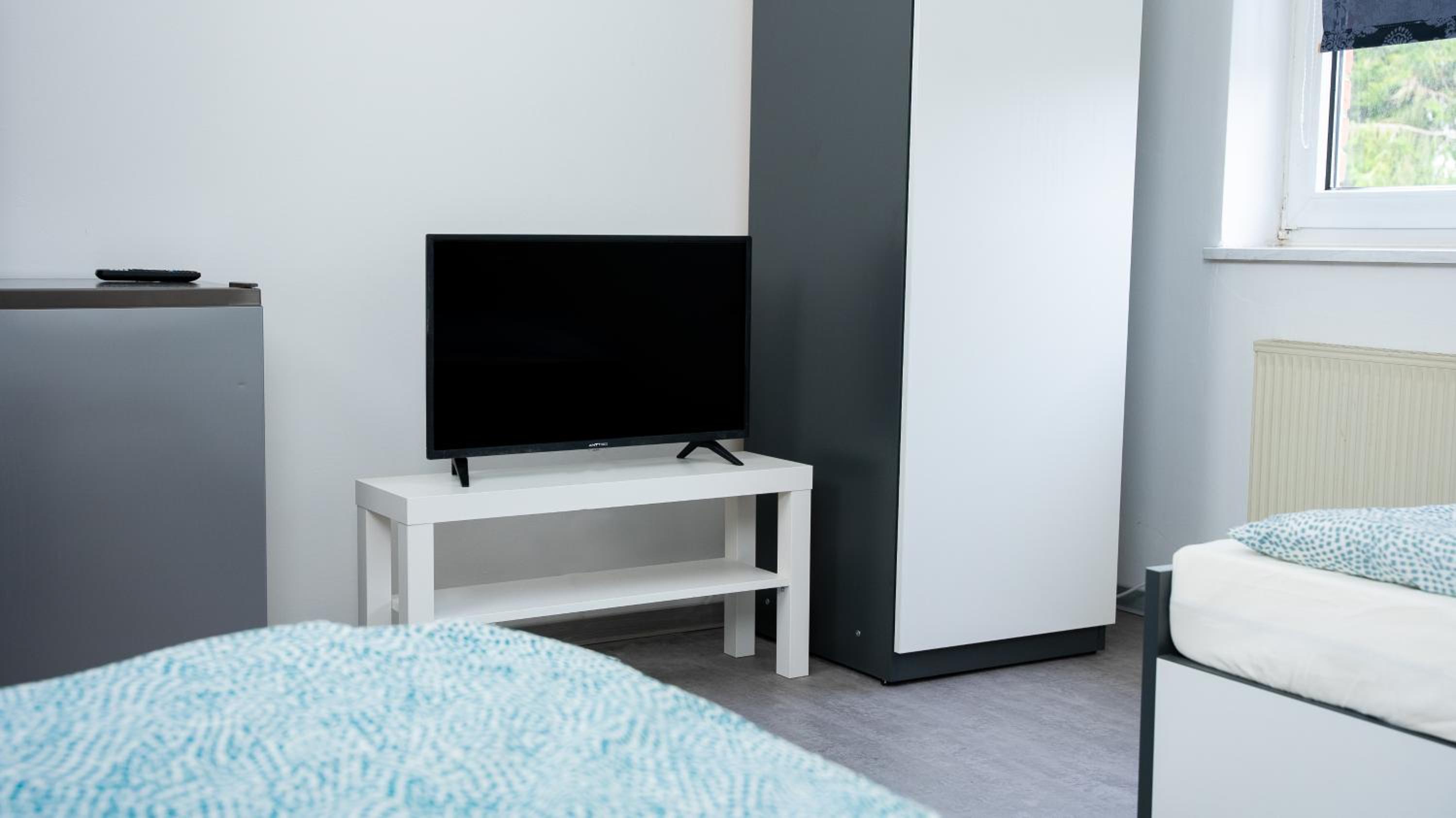 Three-Bedroom Apartment photo 2