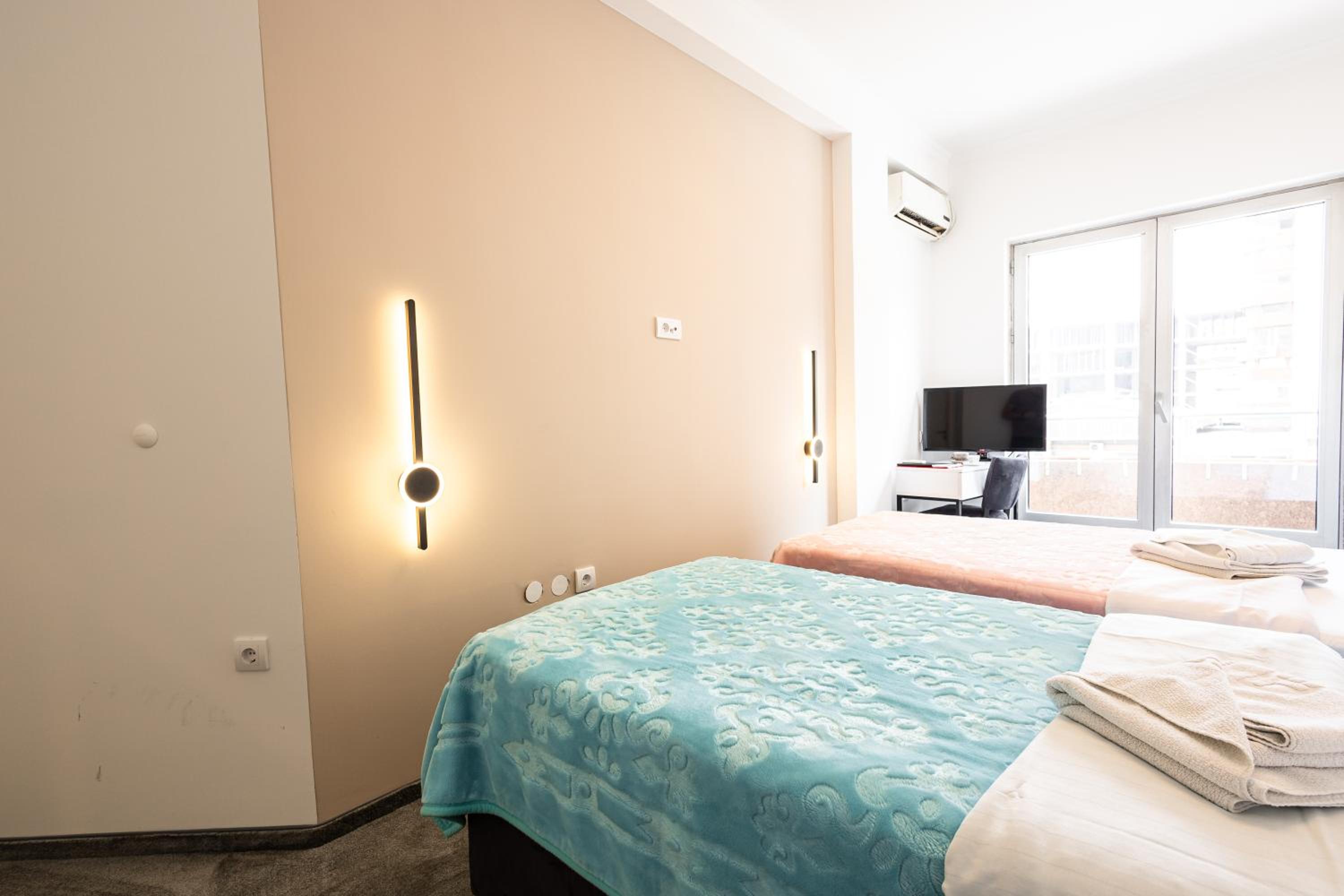Single Room photo 2