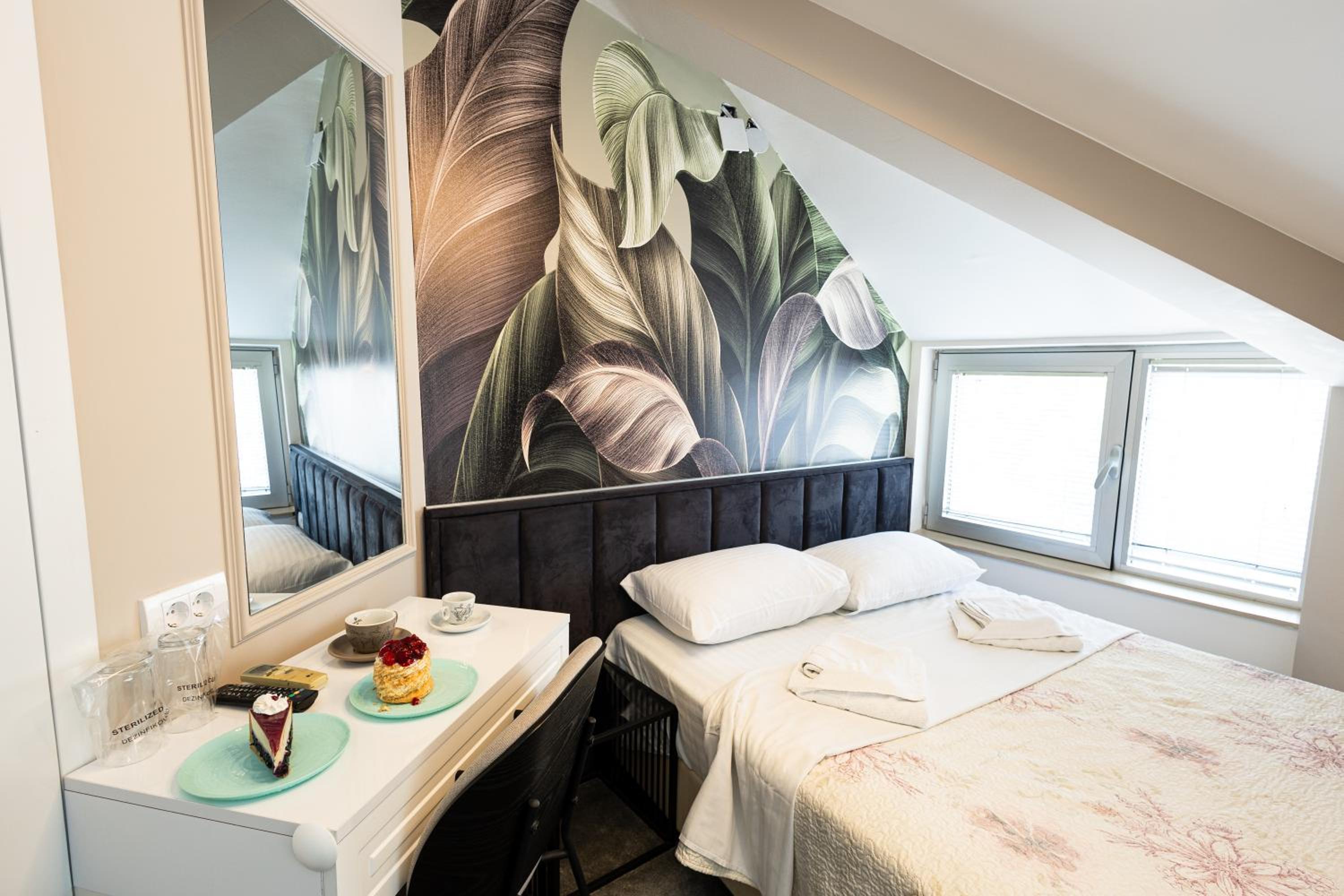 Double or Twin Room photo 3