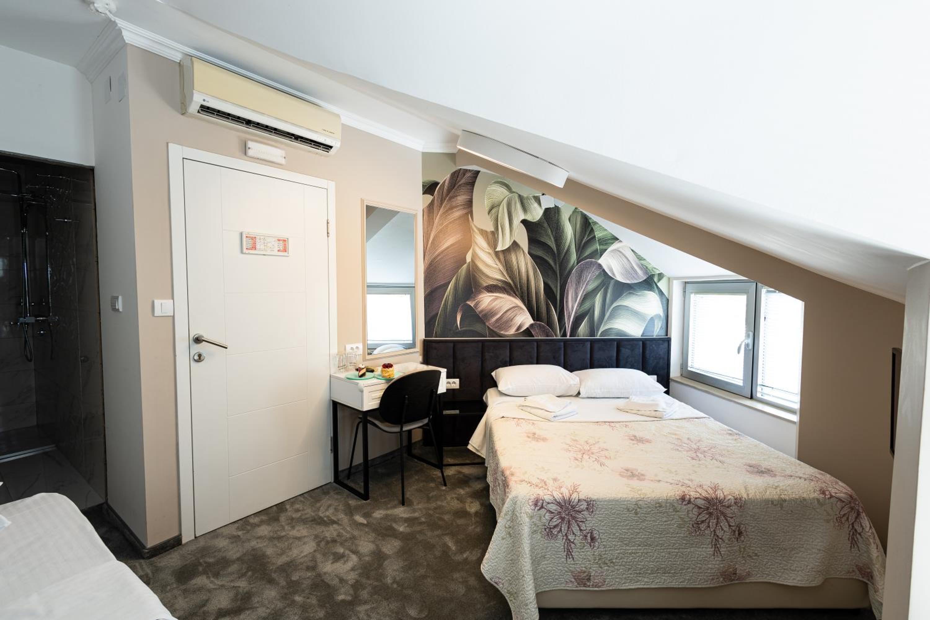 Double or Twin Room photo 1