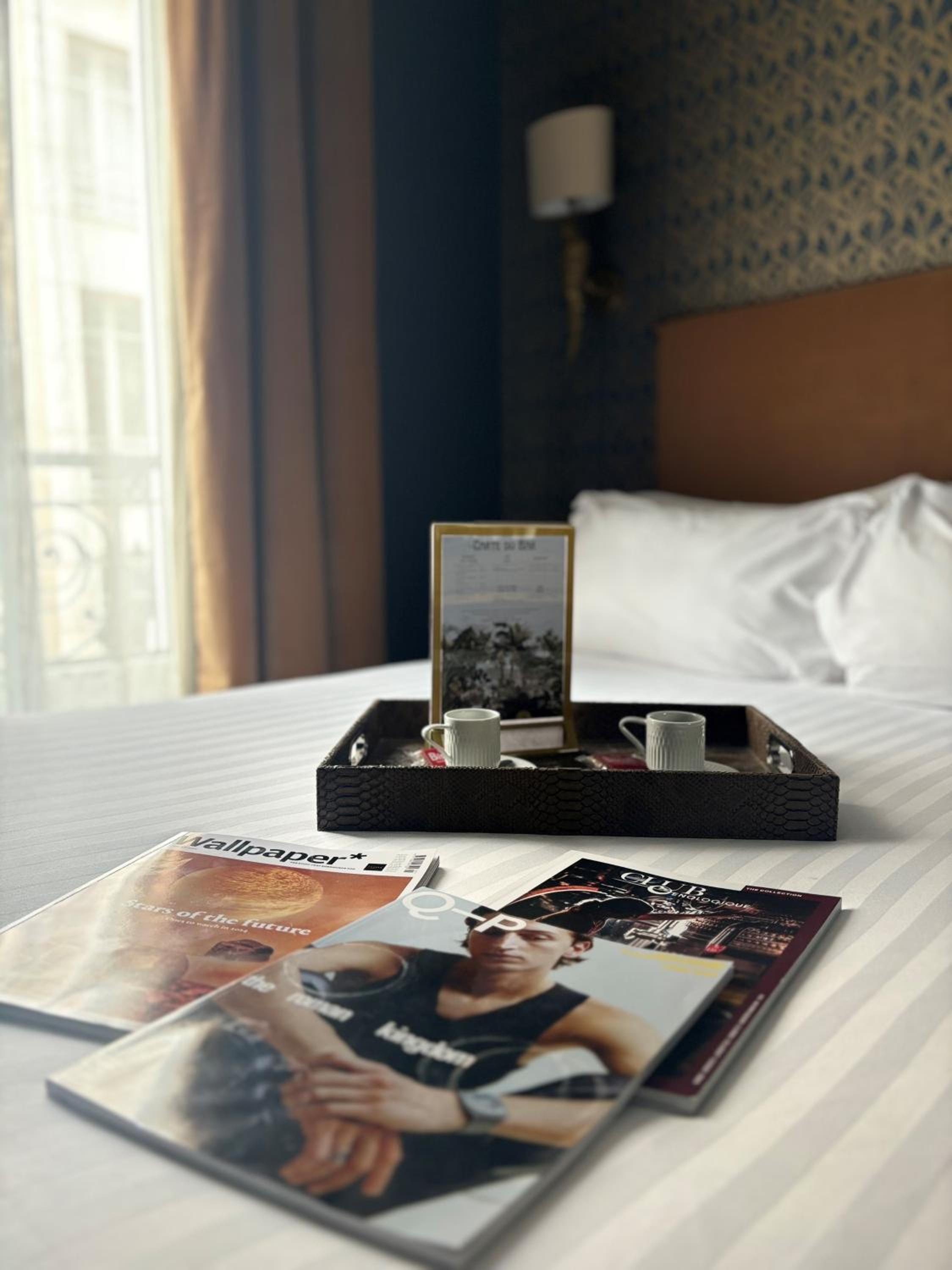 Standard Double Room with Eiffel Tower View photo 3