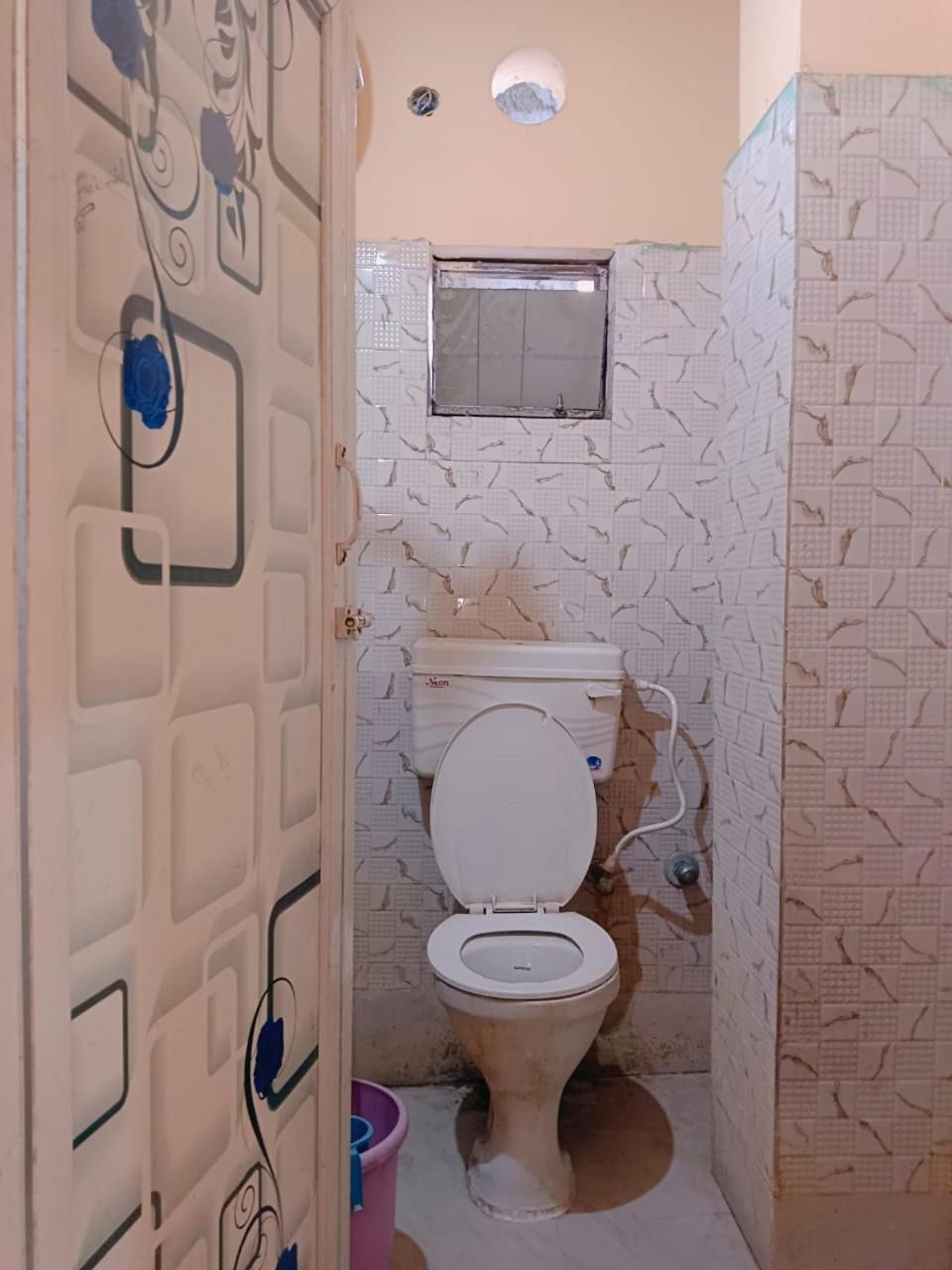 Single Room - Photo 2