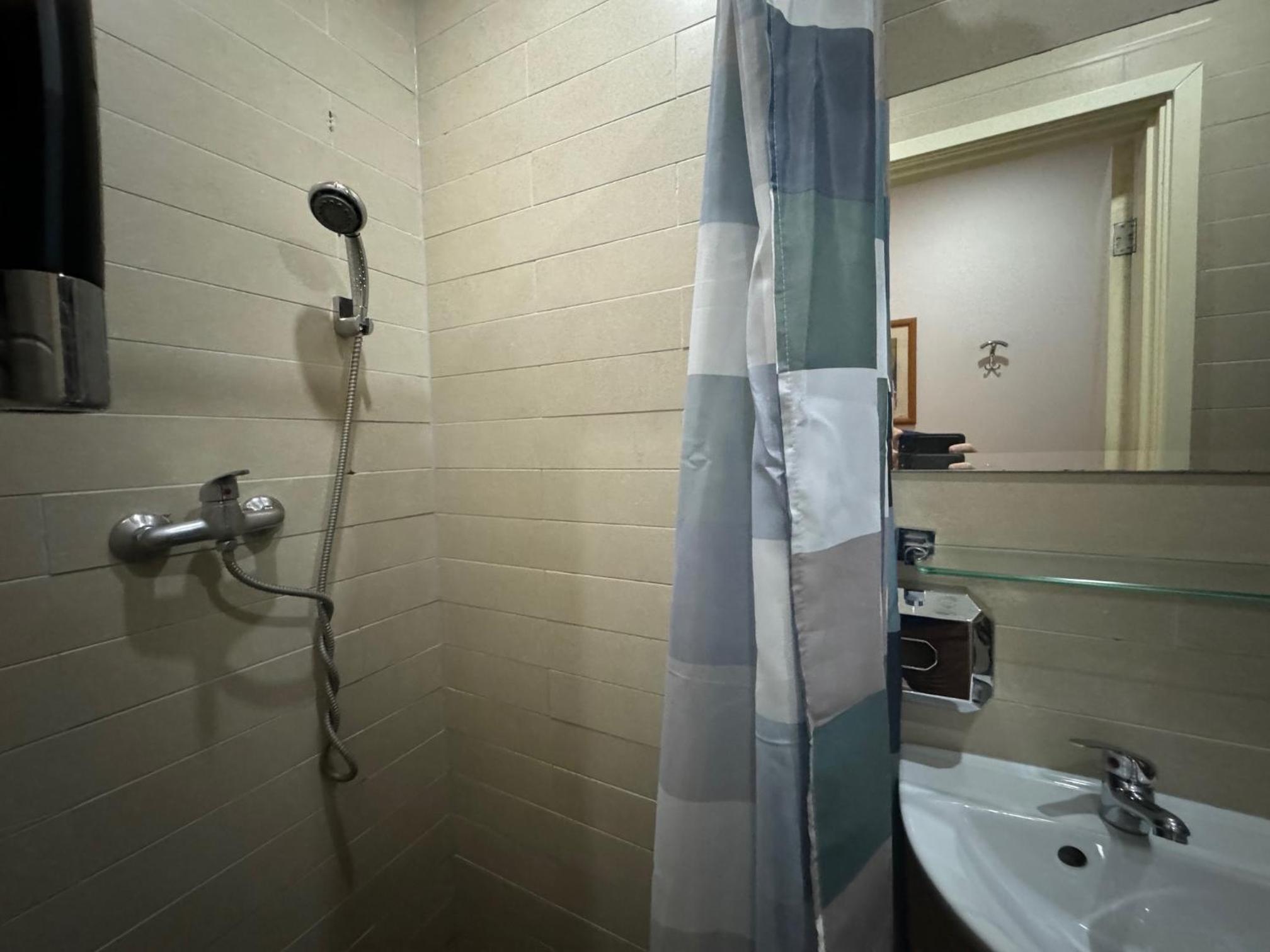 Budget Double Room Without view photo 2