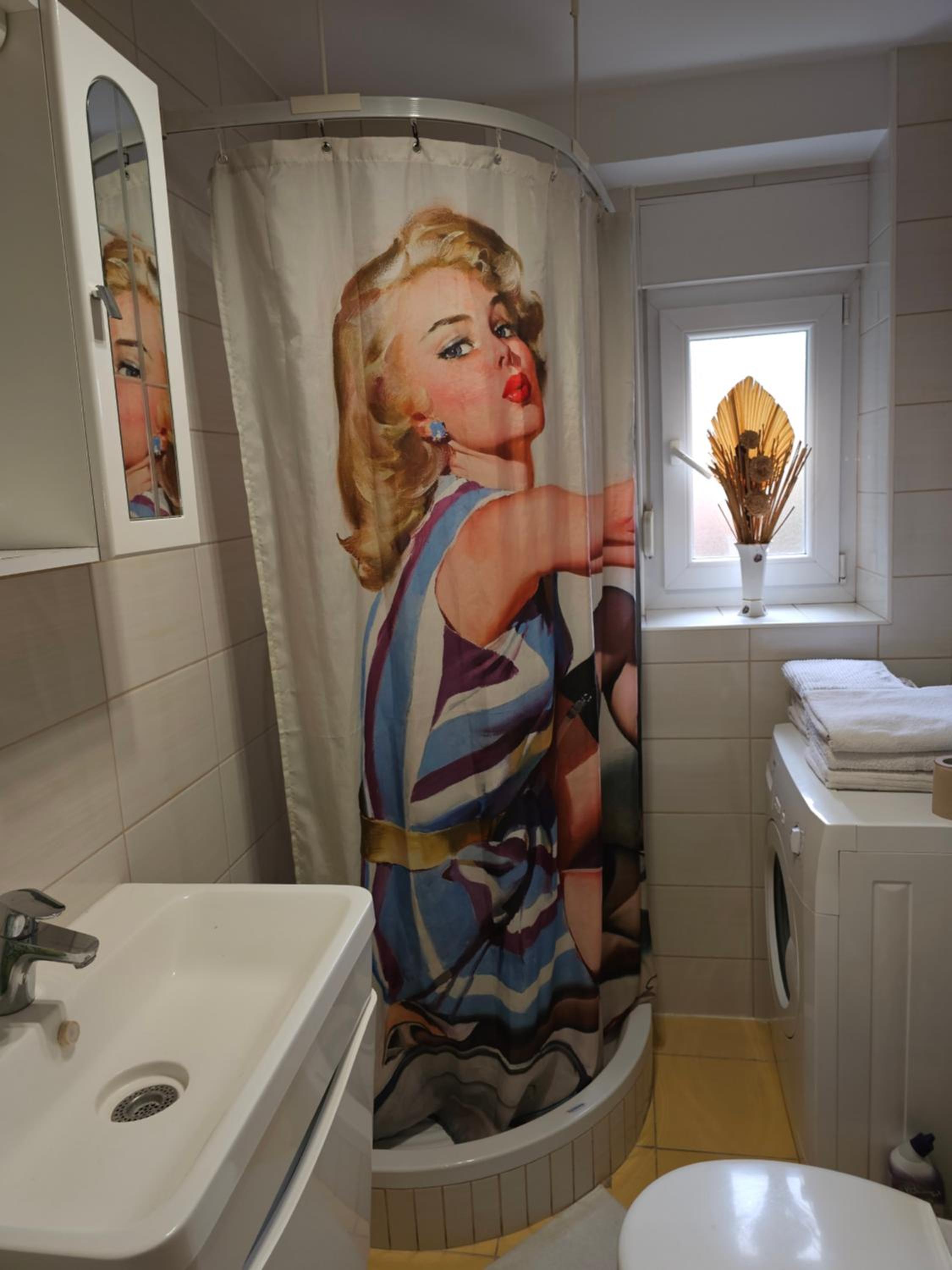 Standard Apartment-  2a Petrova Street - Photo 4
