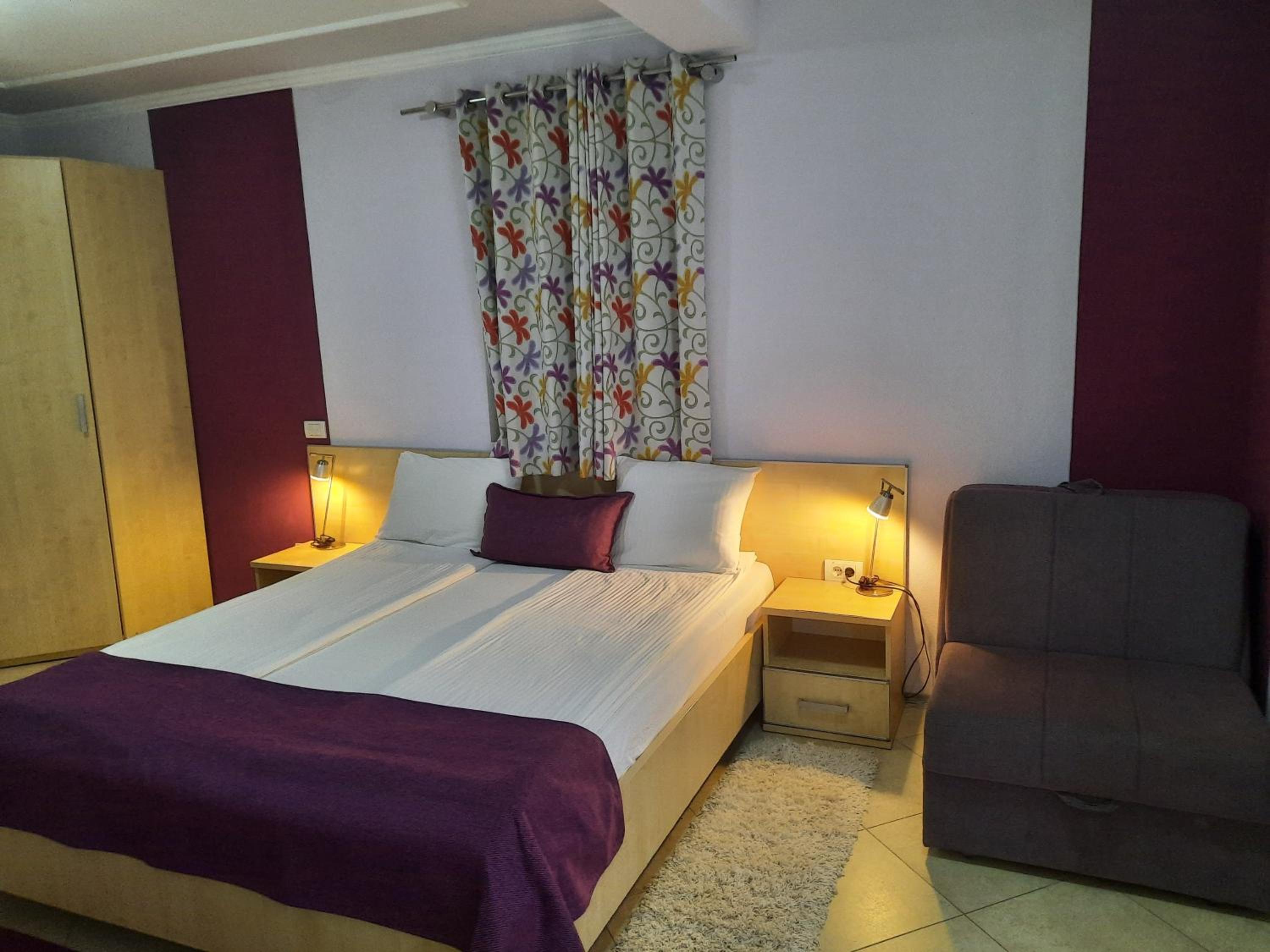 Deluxe Double Room with Balcony photo 2