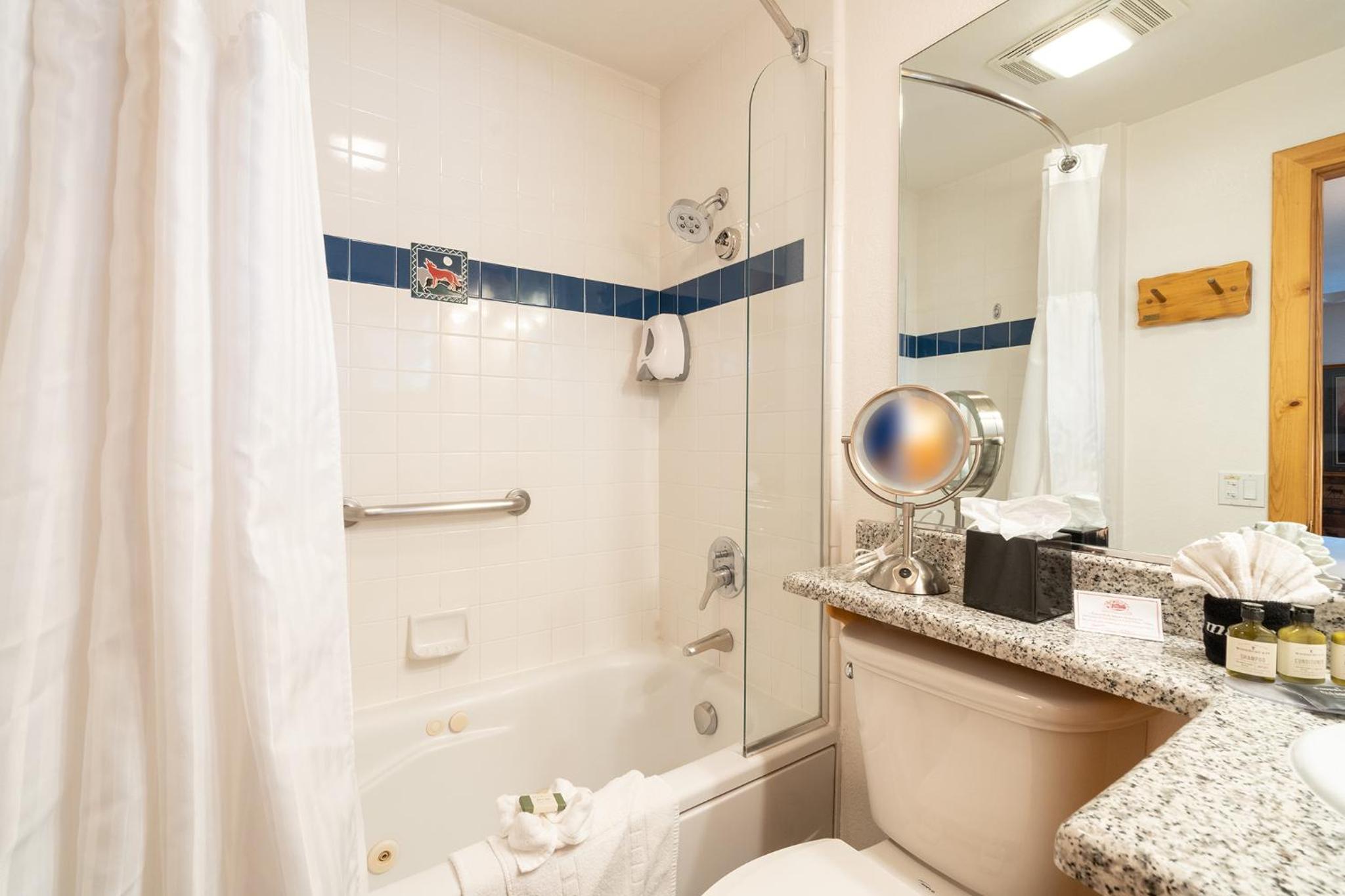 Studio Apartment - Photo 10