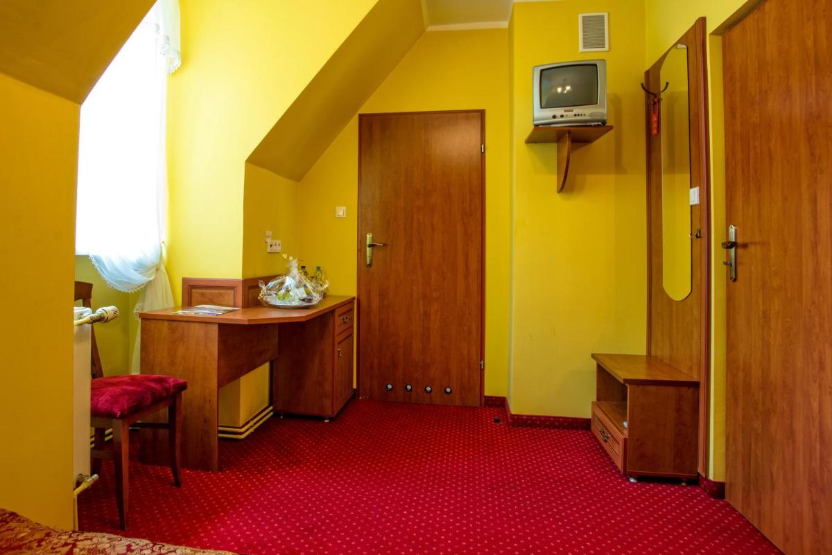 Double or Twin Room photo 1