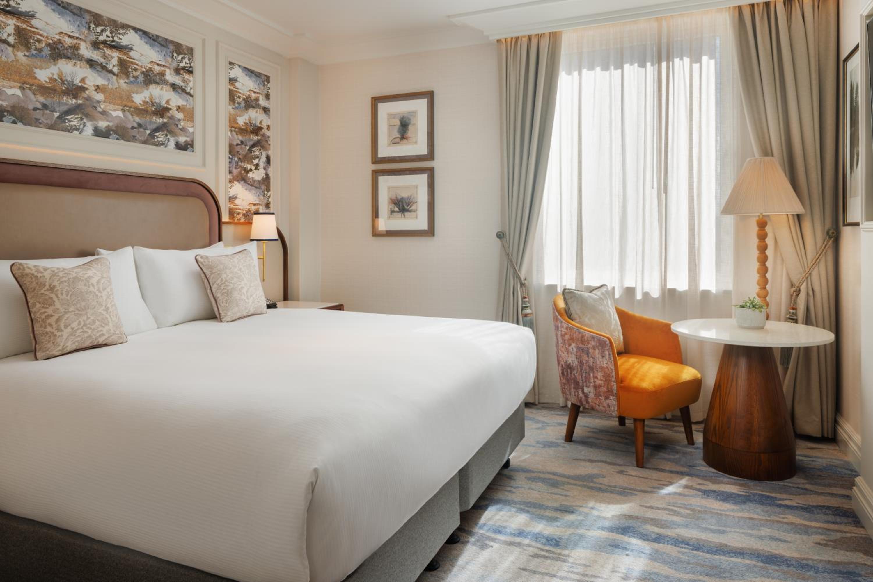 Deluxe King Room - Photo 1