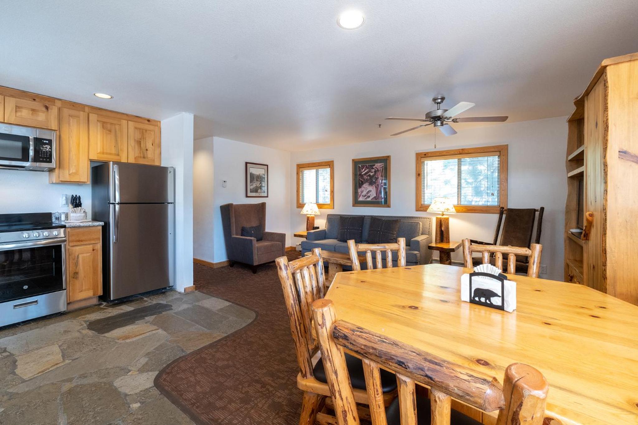 Two-Bedroom Apartment - Photo 2