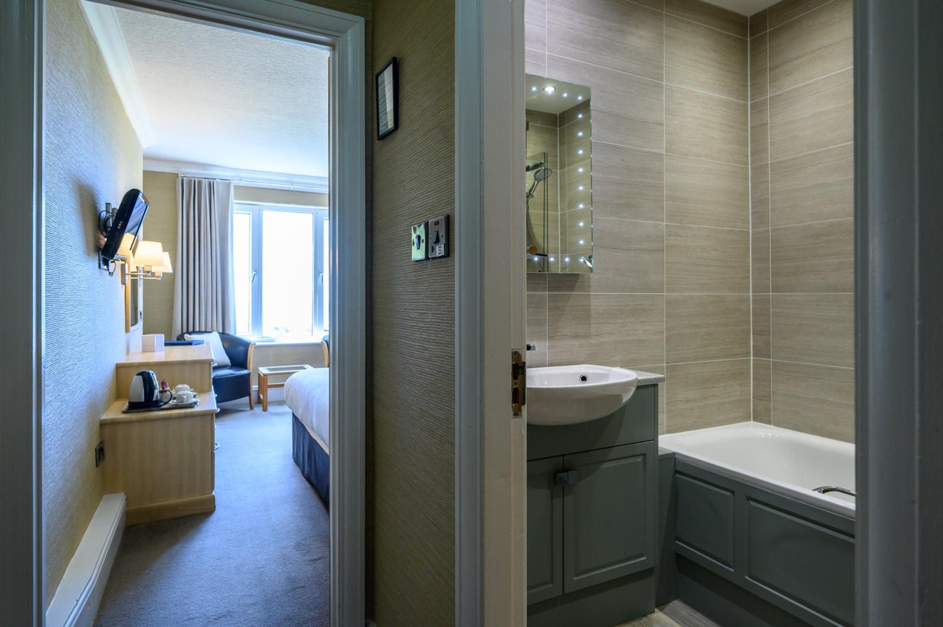 Double Room with Sea View photo 3