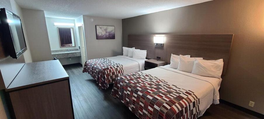 Deluxe Room with Two Queen Beds Non-Smoking - Photo 1