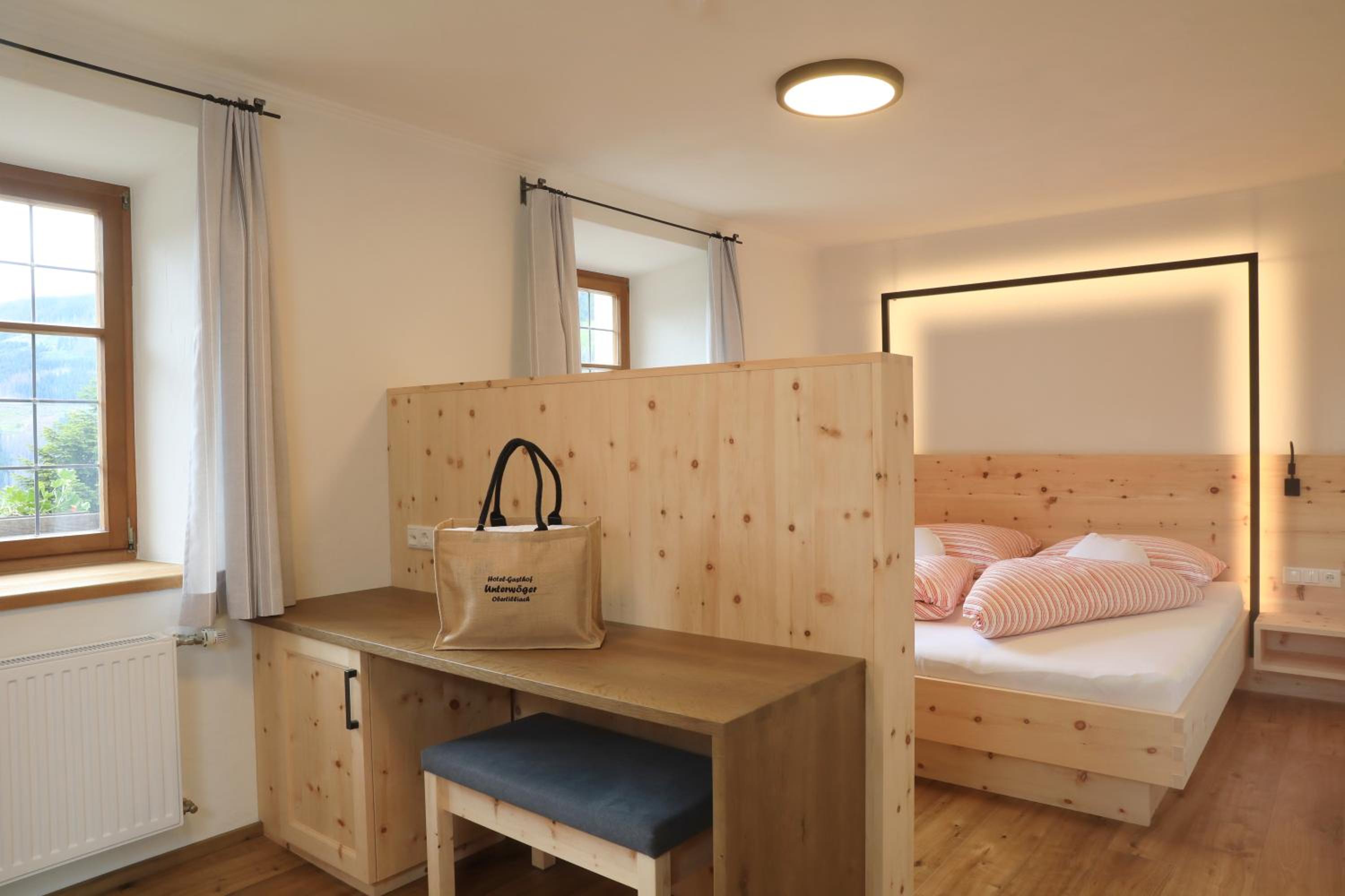 Standard Double Room - Photo 4