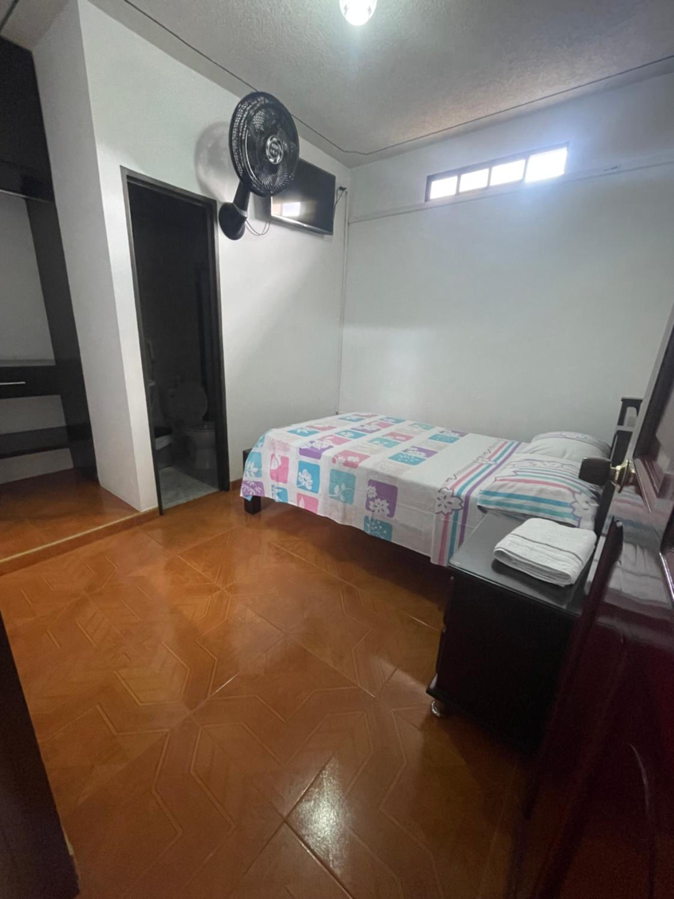 Budget Double Room photo 2