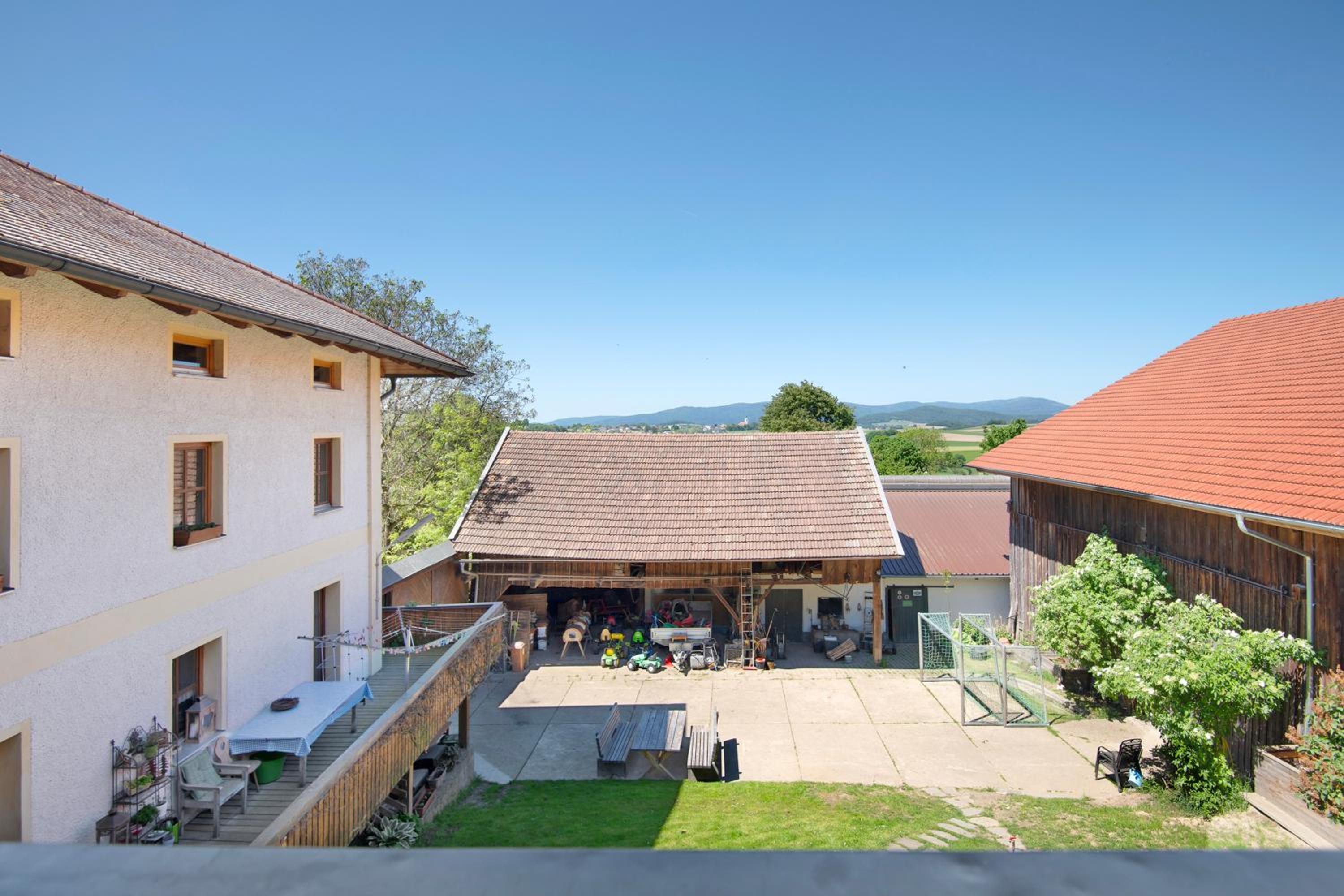 Two-Bedroom Deluxe Apartment with Garden View photo 3