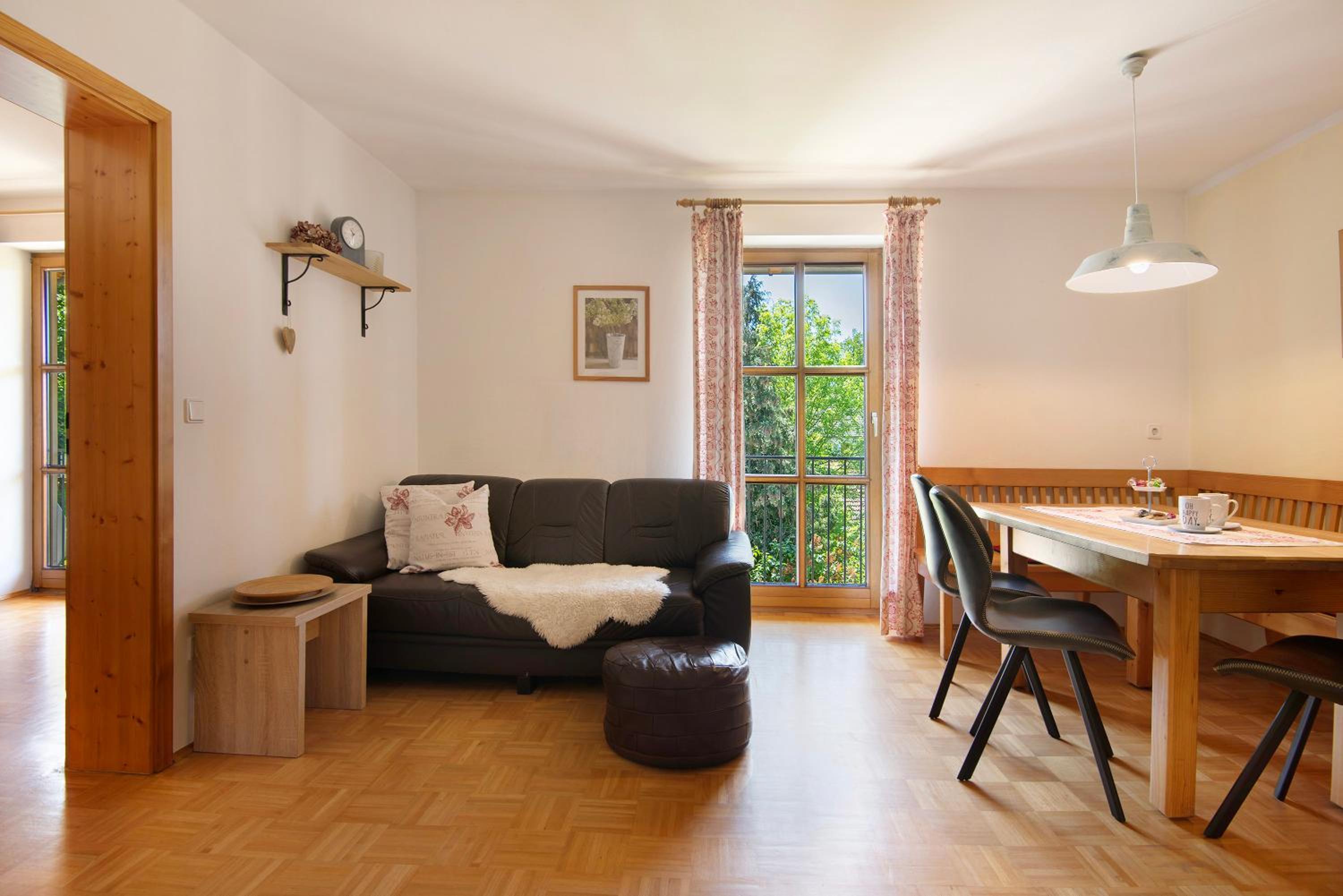 Two-Bedroom Deluxe Apartment with Garden View photo 1