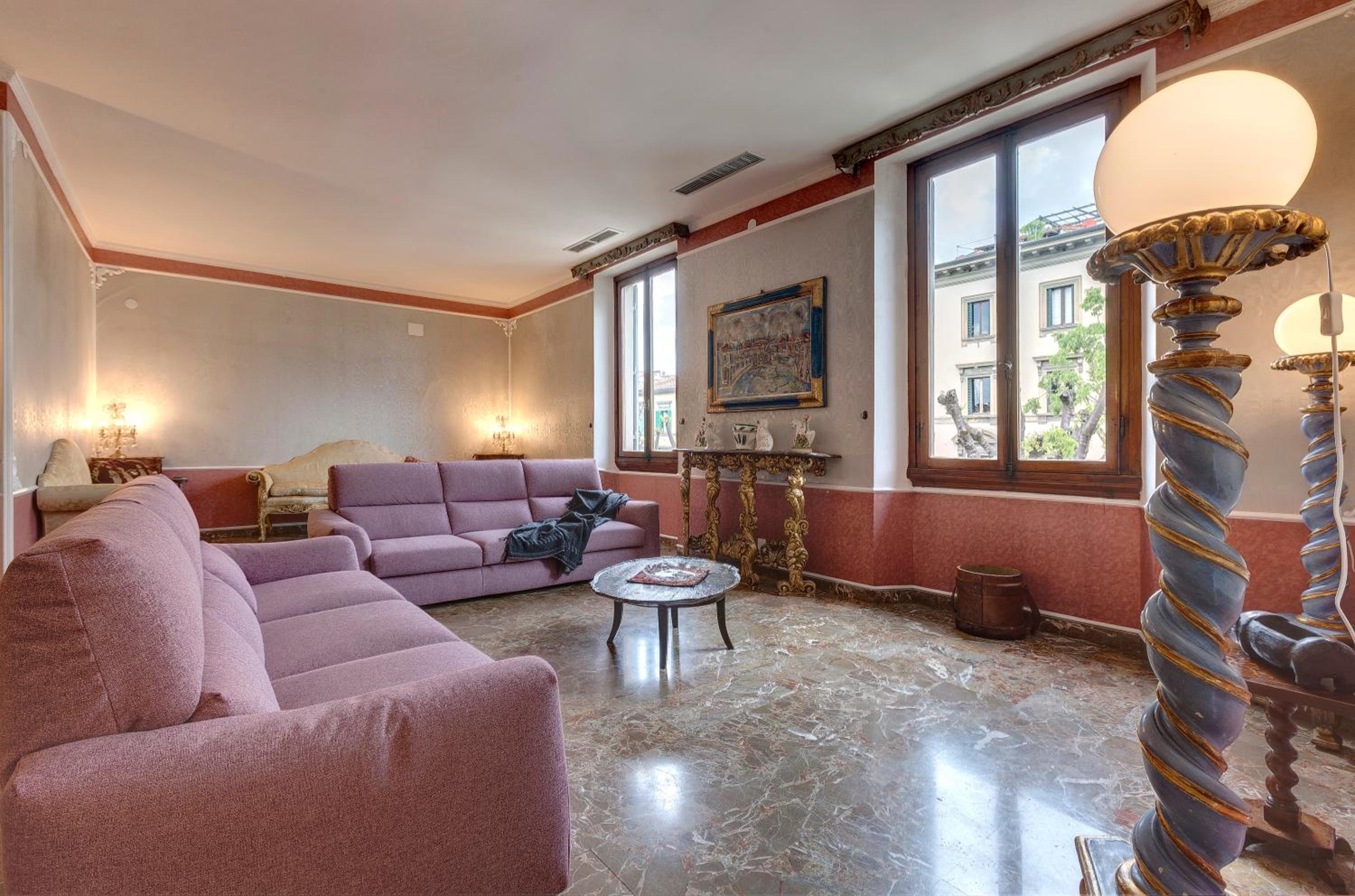 Superior Apartment