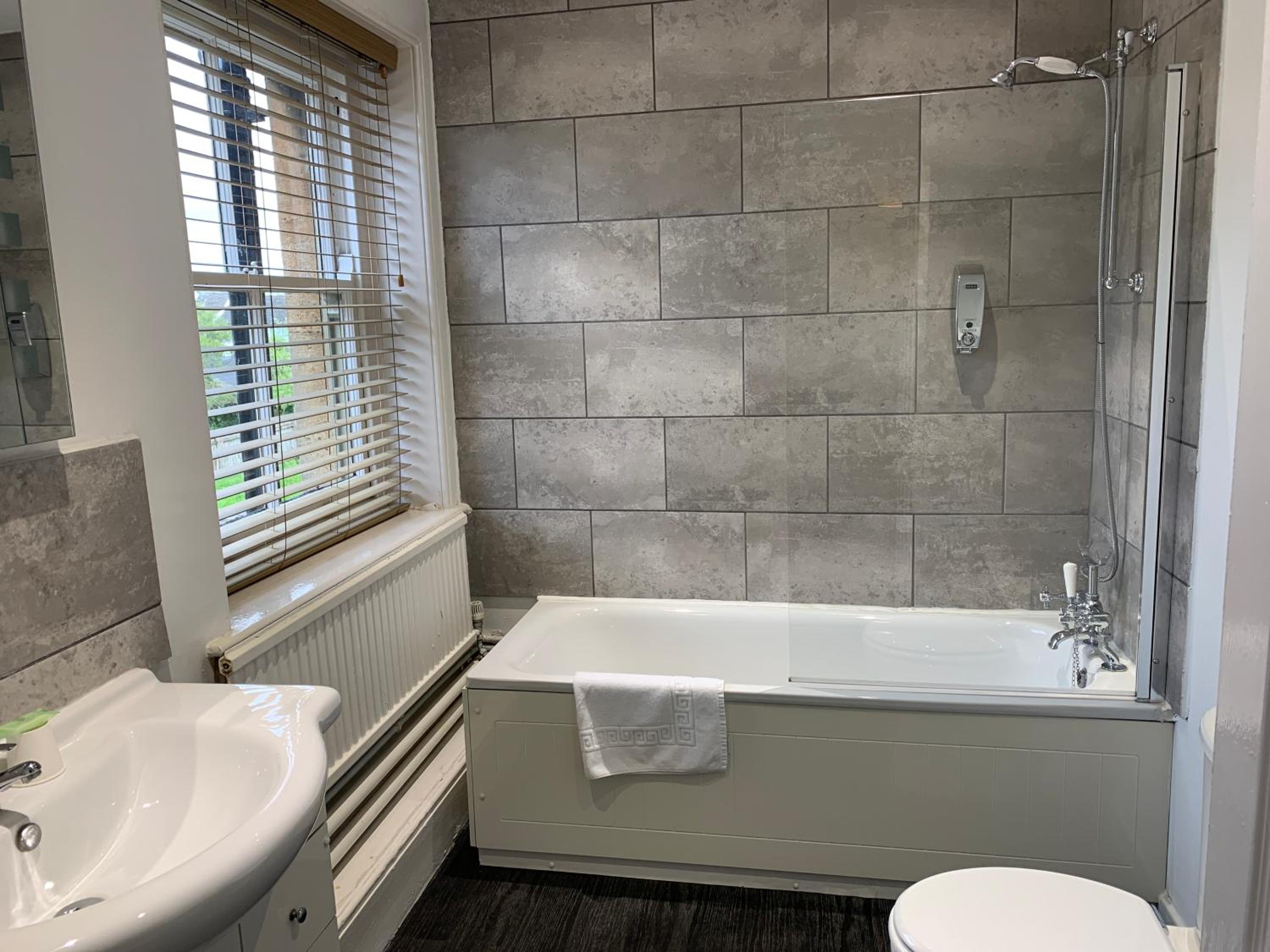 Single Room photo 2