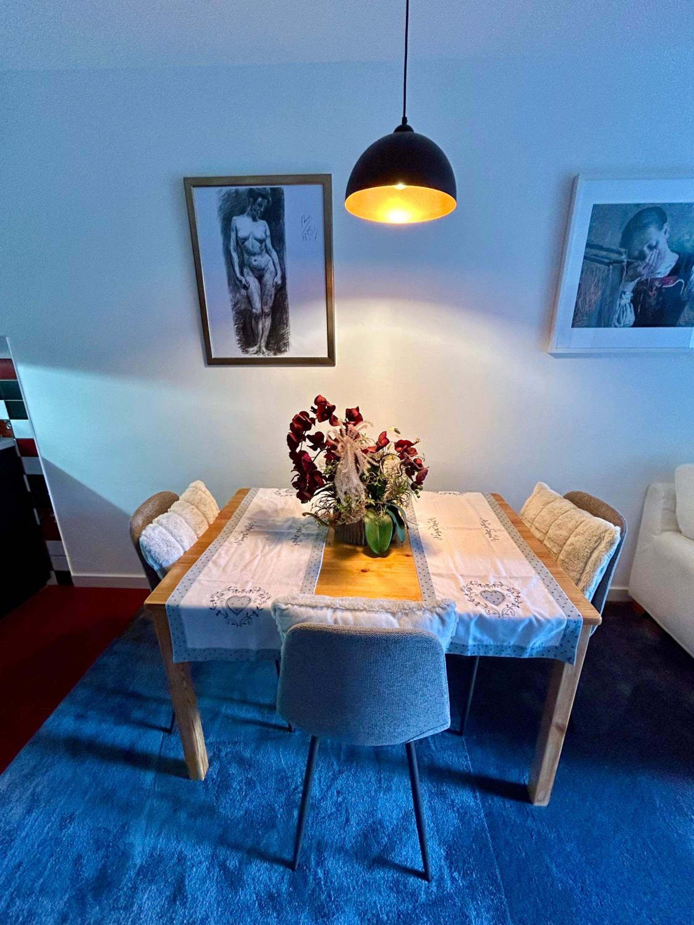 One-Bedroom Apartment photo 3