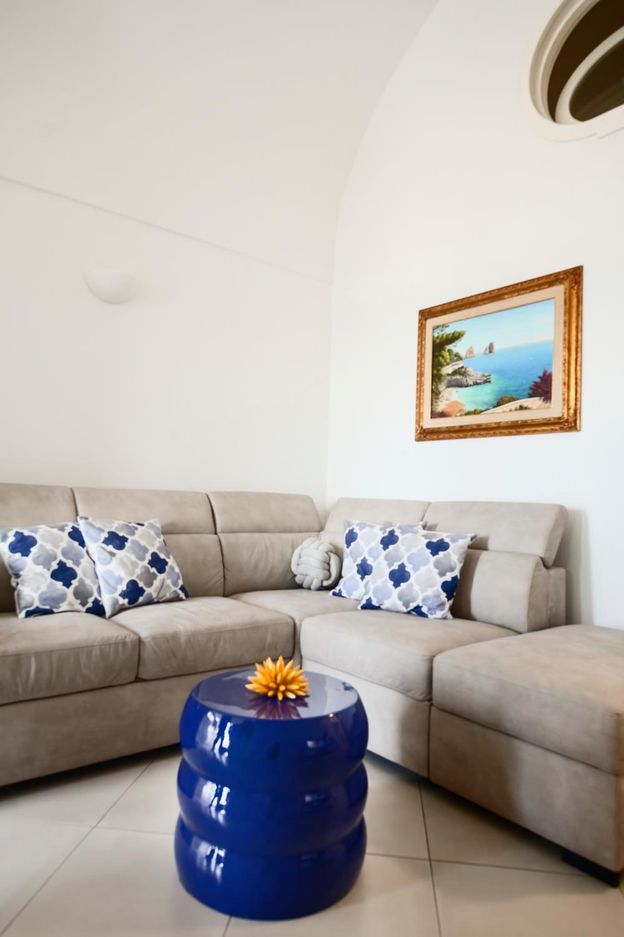 One-Bedroom House photo 3