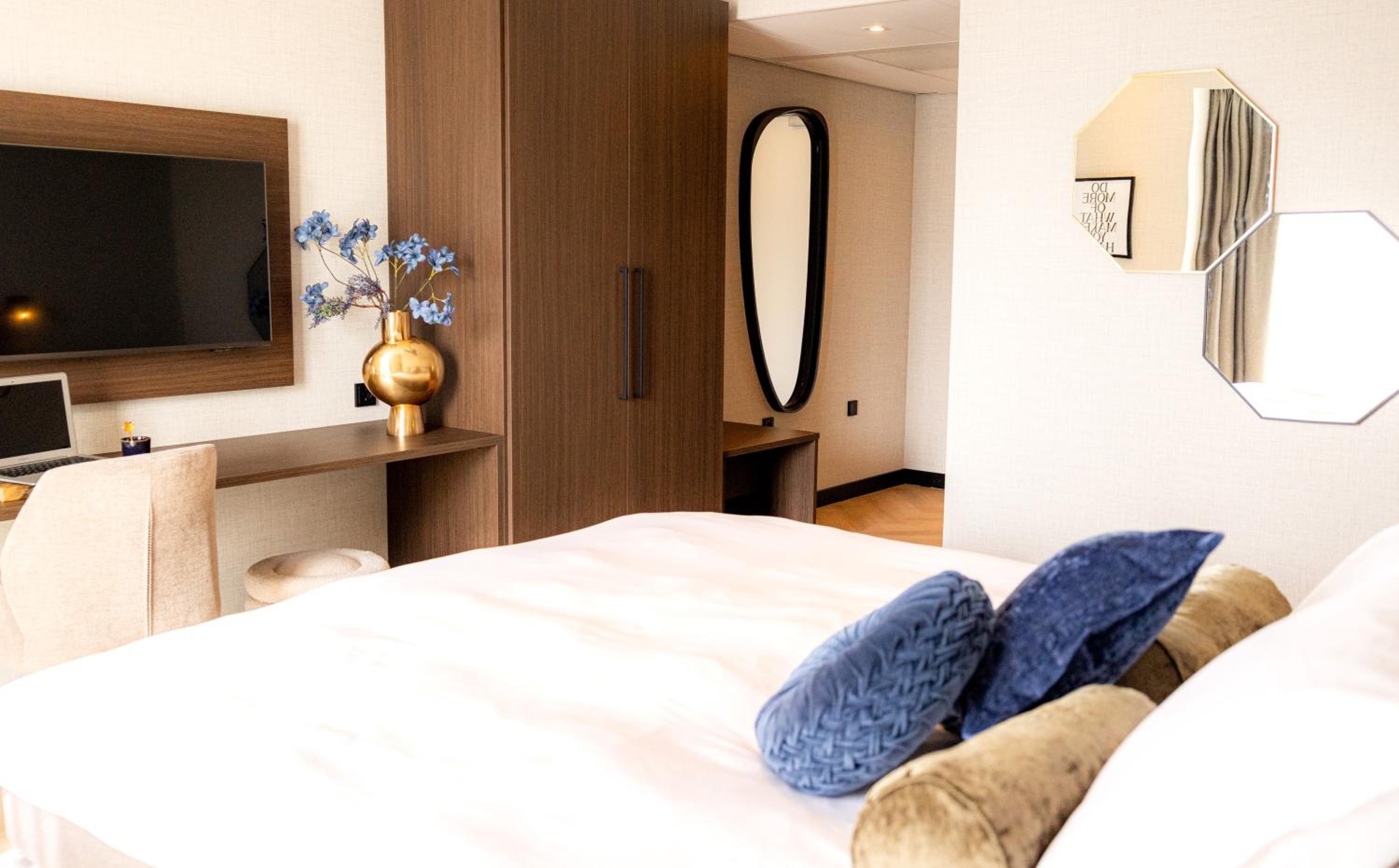 Deluxe Double Room - Photo 5