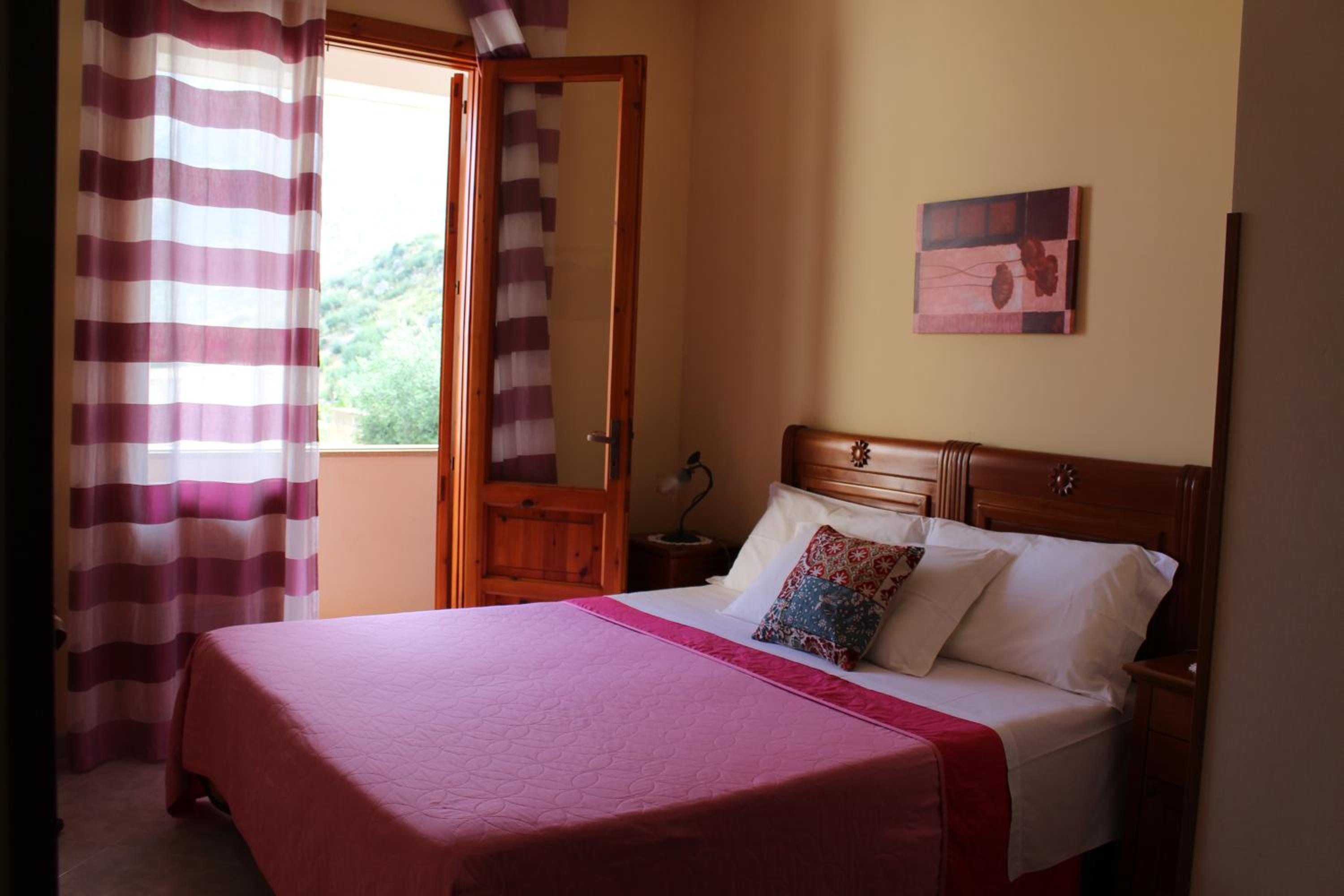 Triple Room with Sea View