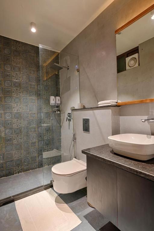 Deluxe Room - Photo 9
