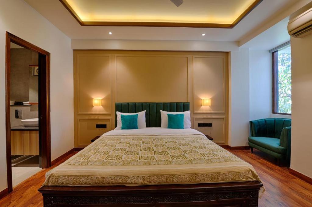 Deluxe Room - Photo 2