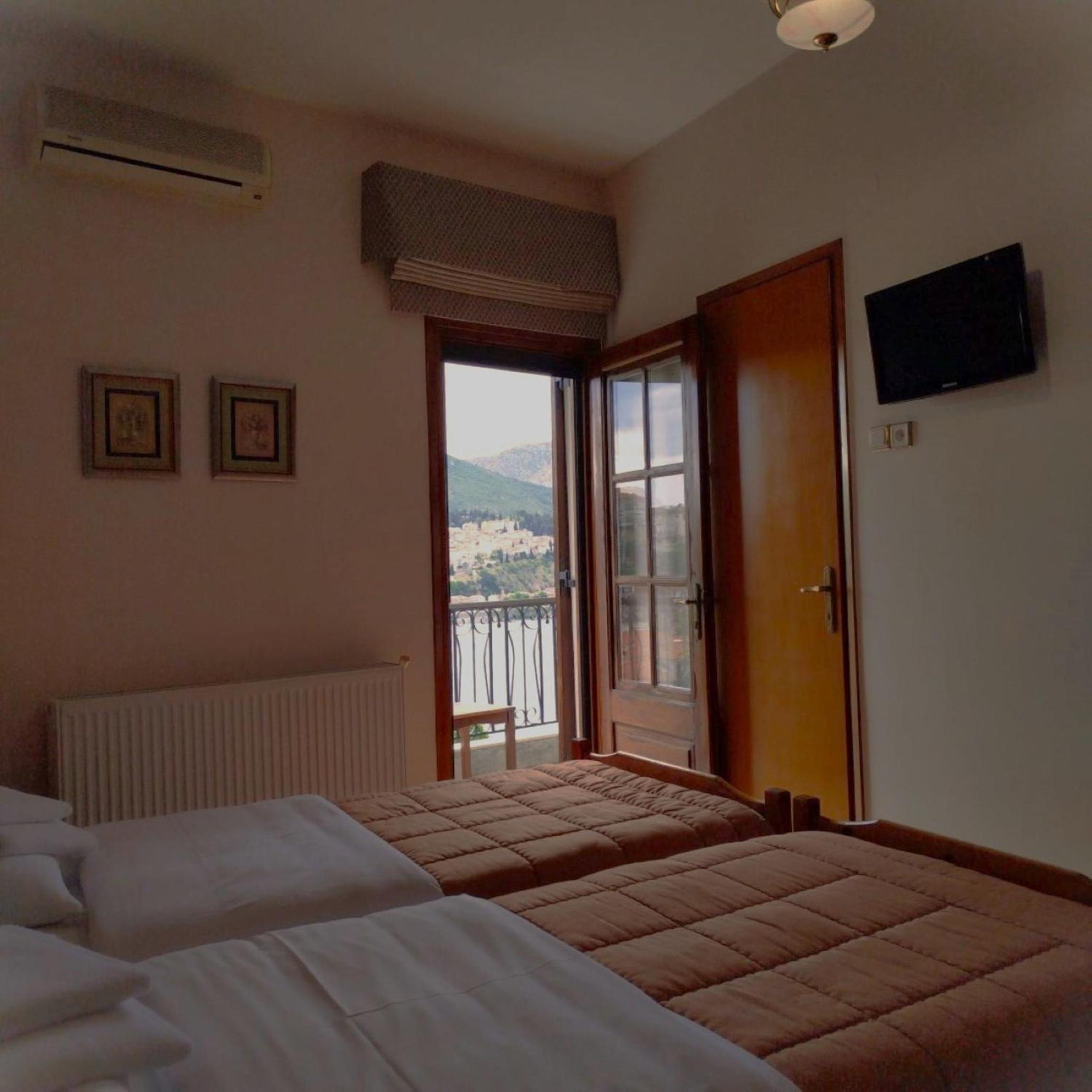 Twin Room with Lake View