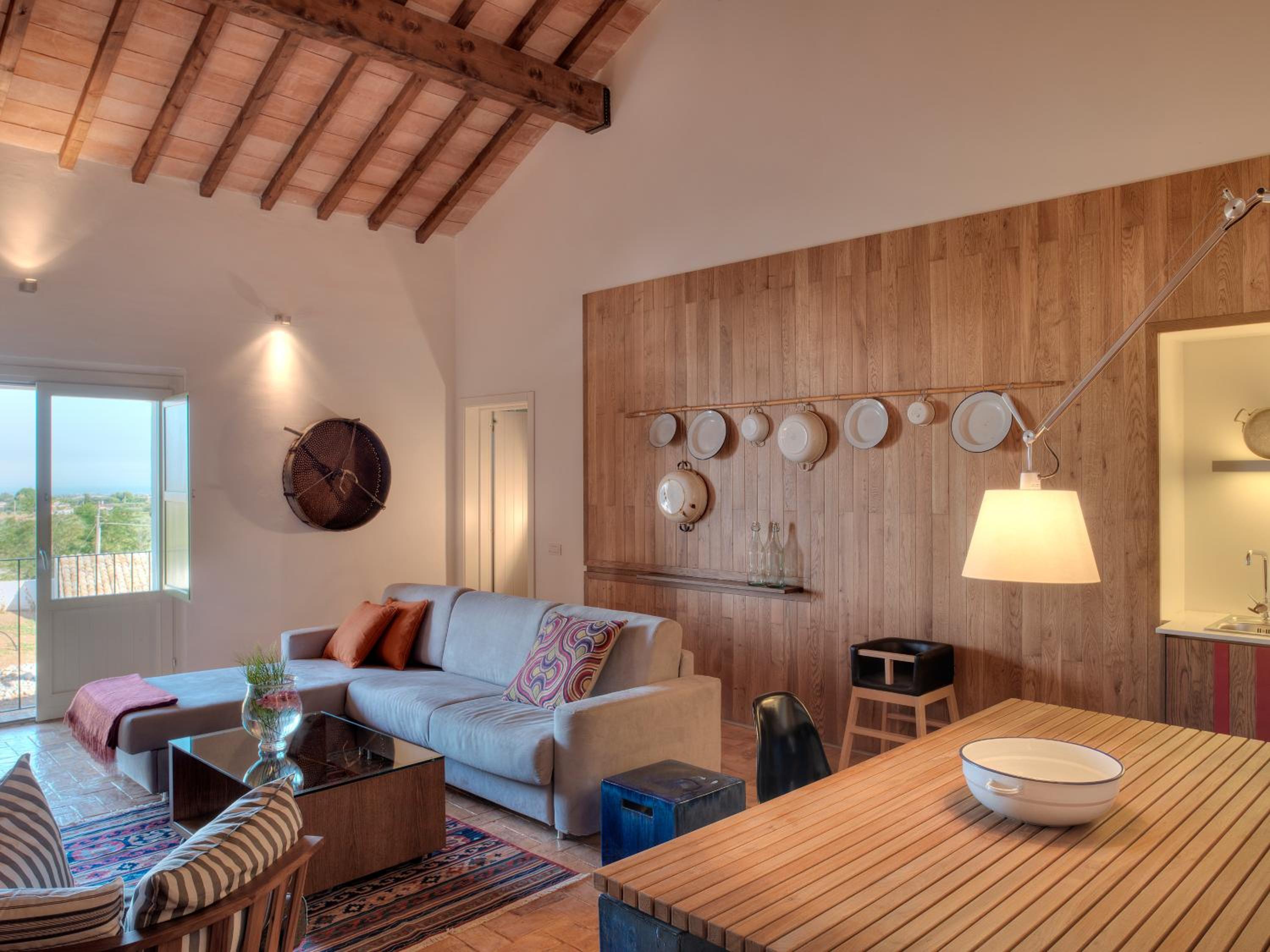 Superior Suite - Photo 1