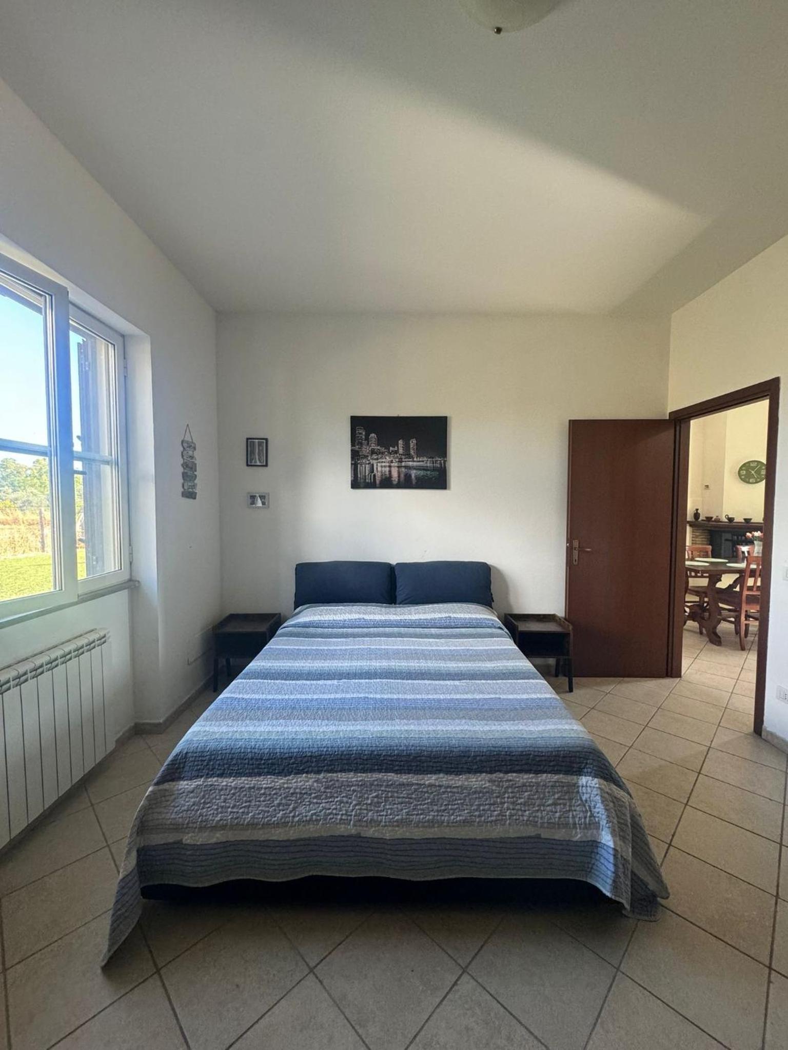 One-Bedroom House photo 1