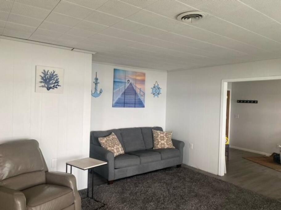 Three-Bedroom House photo 1