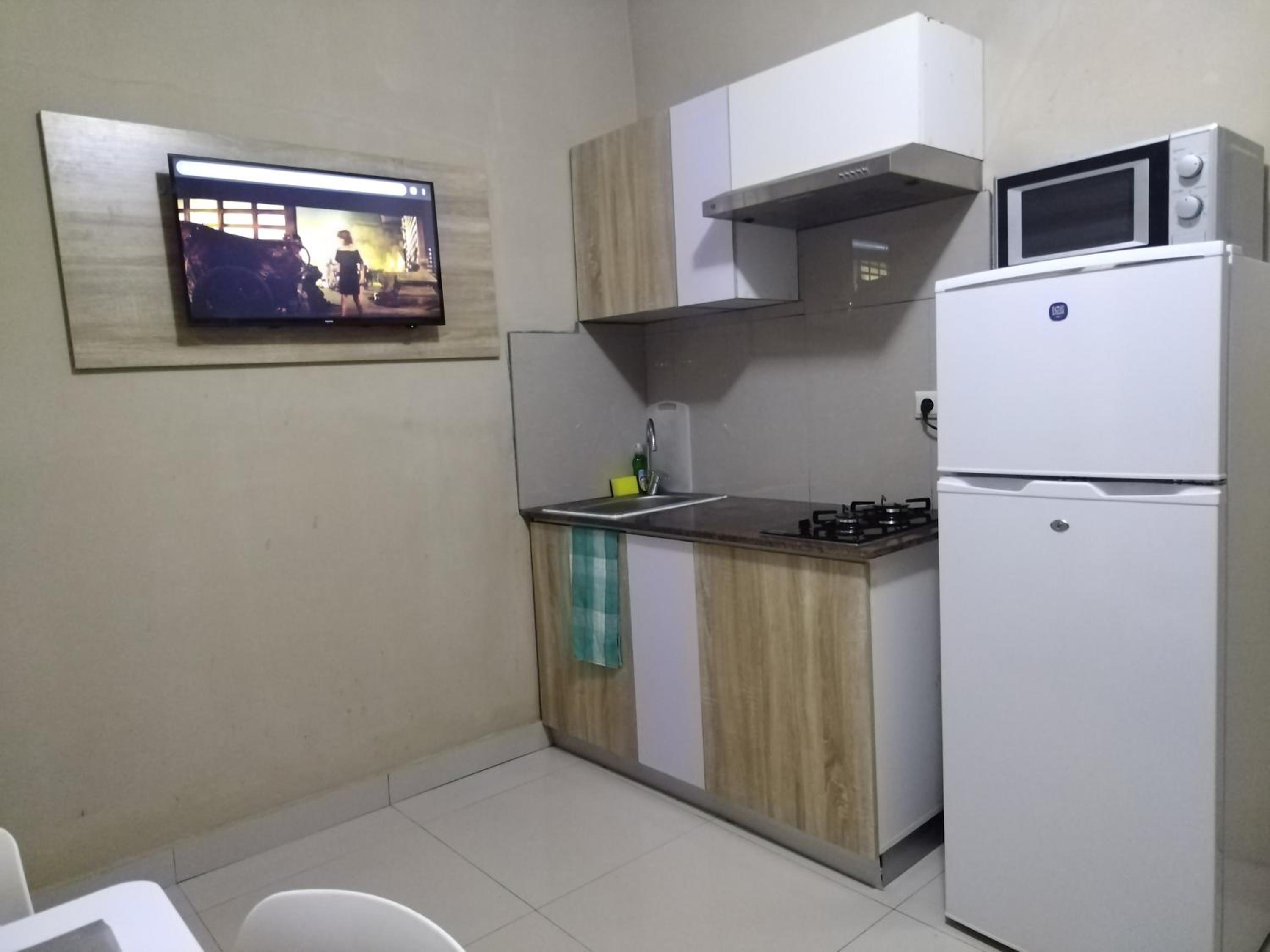 Family Two-Bedroom Apartment with View photo 2