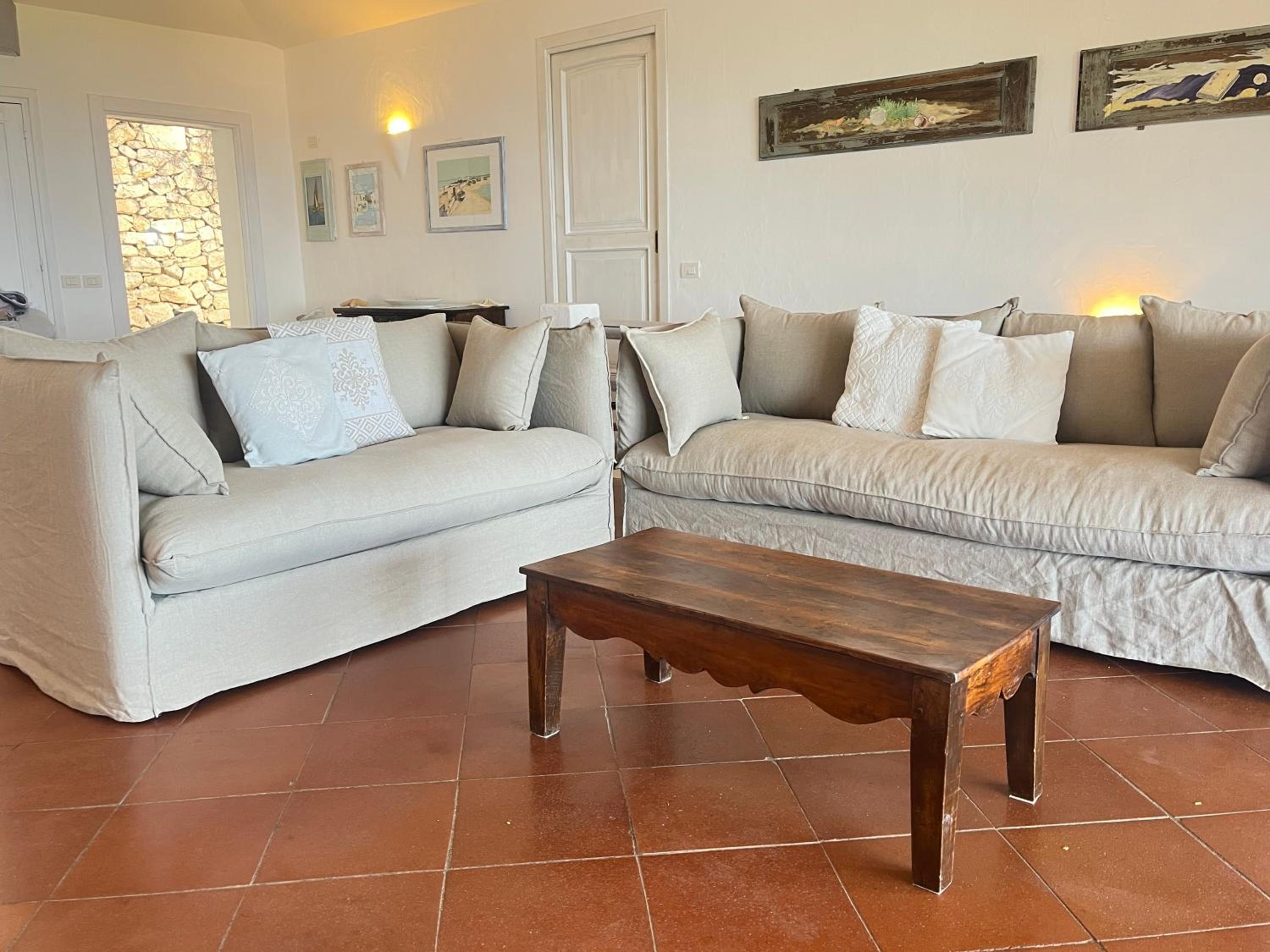 Villa photo 1